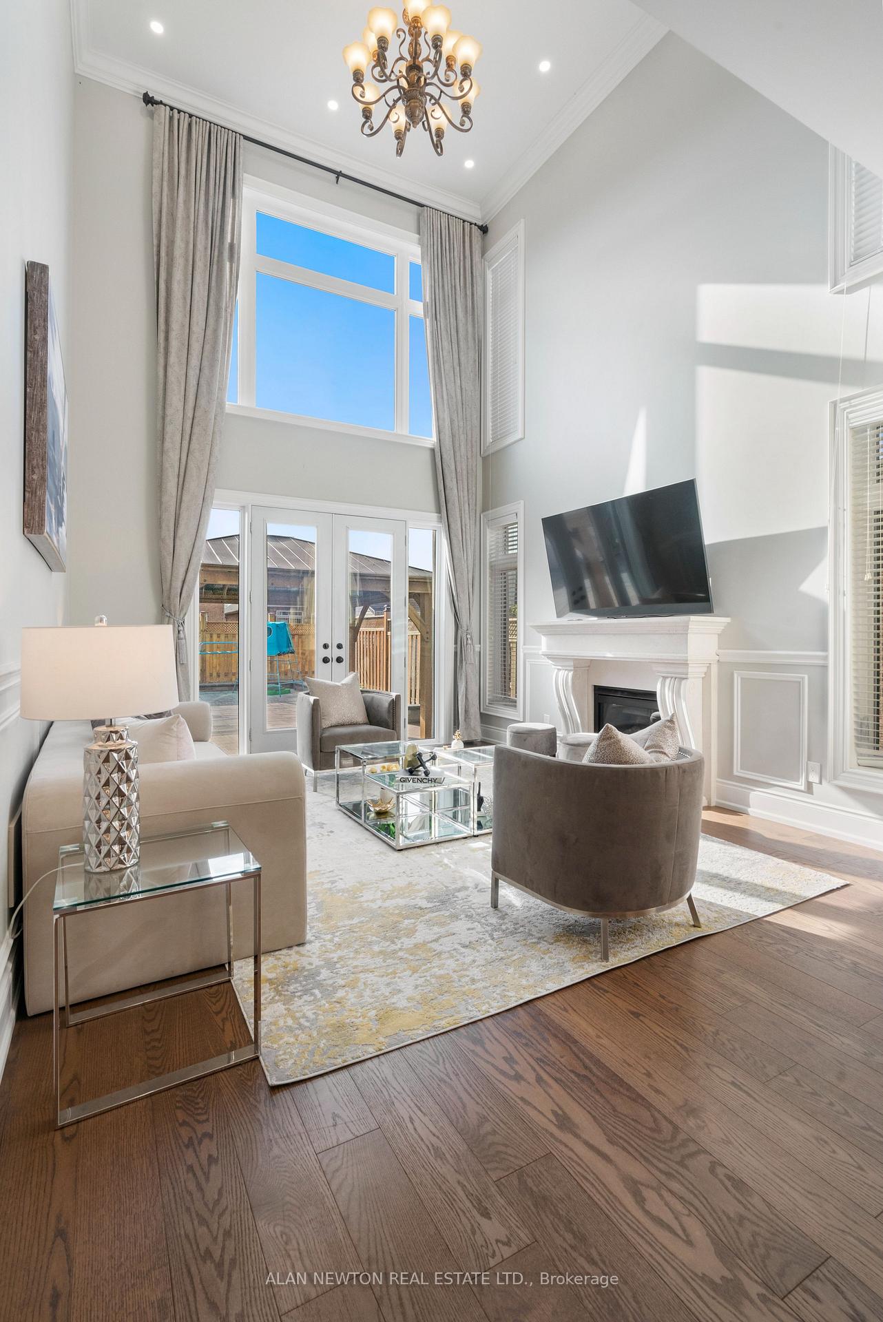 Photo 9 of 47 River Bend Road, Markham, Village Green-South Unionville — HOMEH