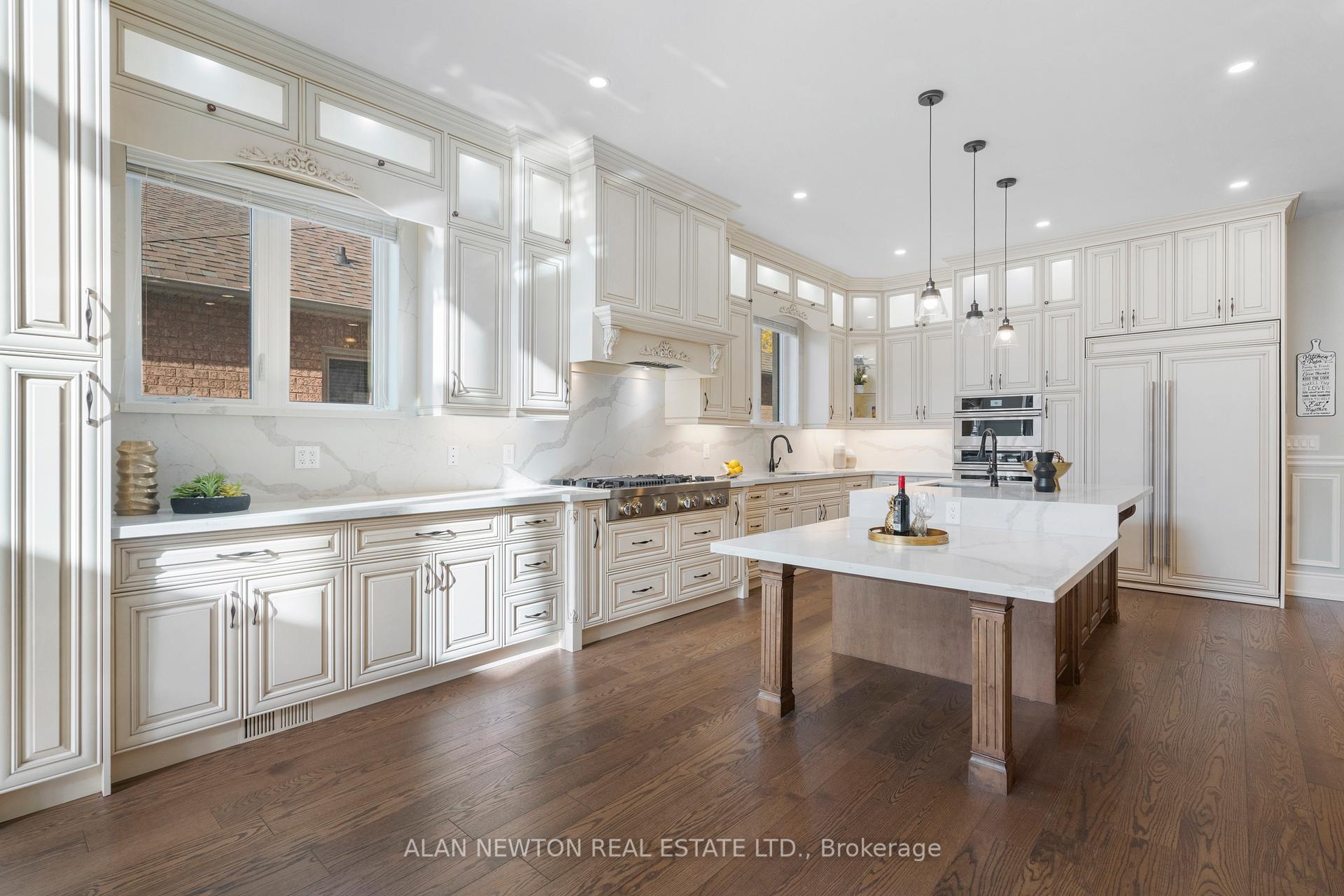Photo 11 of 47 River Bend Road, Markham, Village Green-South Unionville — HOMEH