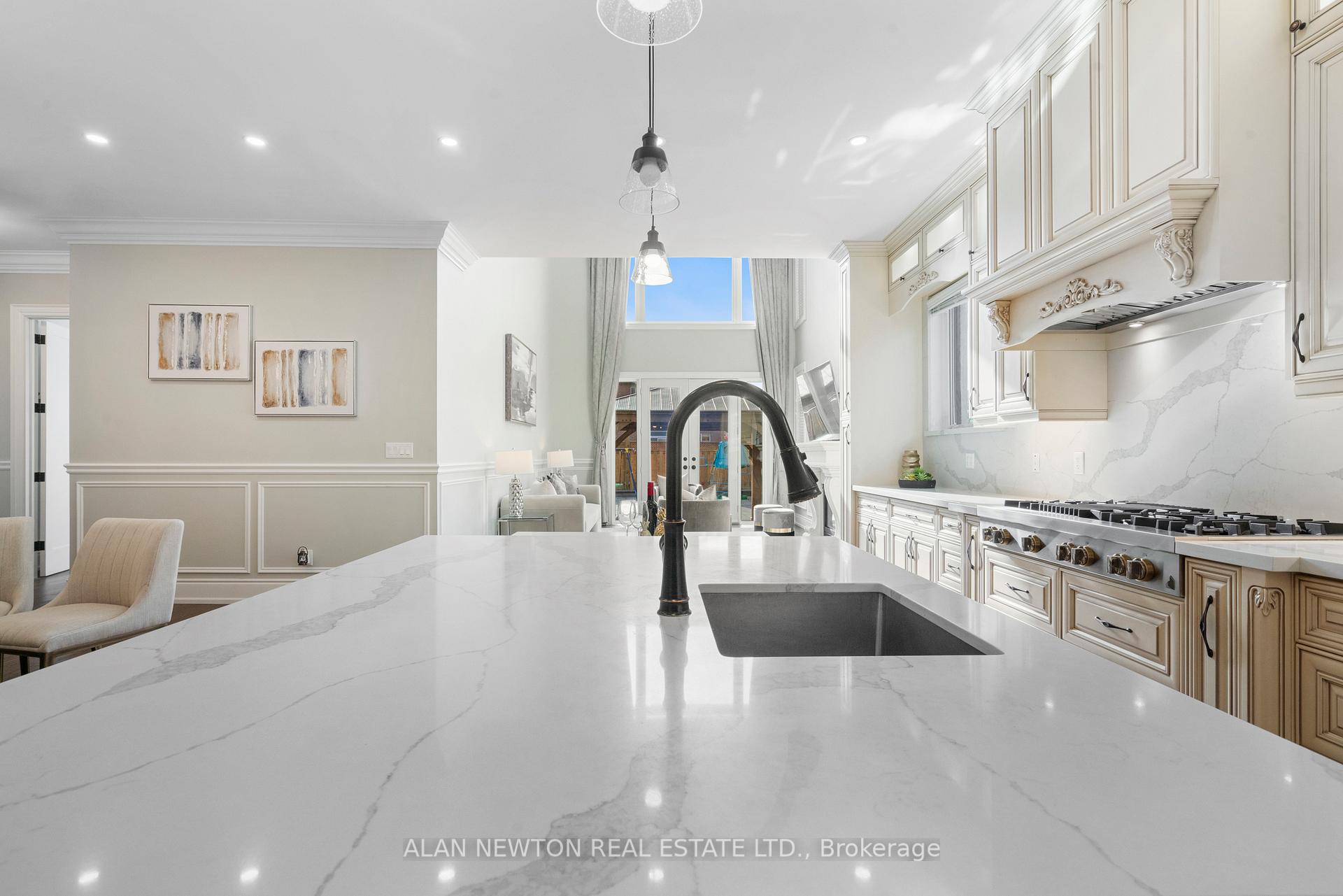 Photo 16 of 47 River Bend Road, Markham, Village Green-South Unionville — HOMEH