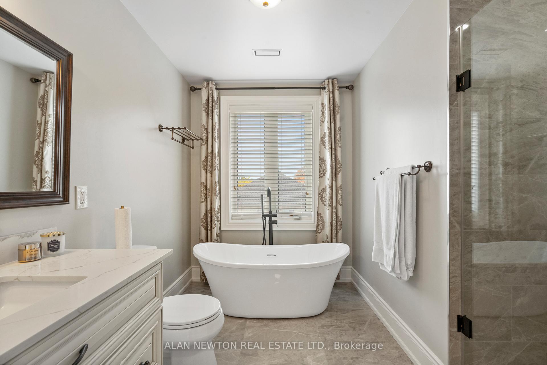 Photo 38 of 47 River Bend Road, Markham, Village Green-South Unionville — HOMEH