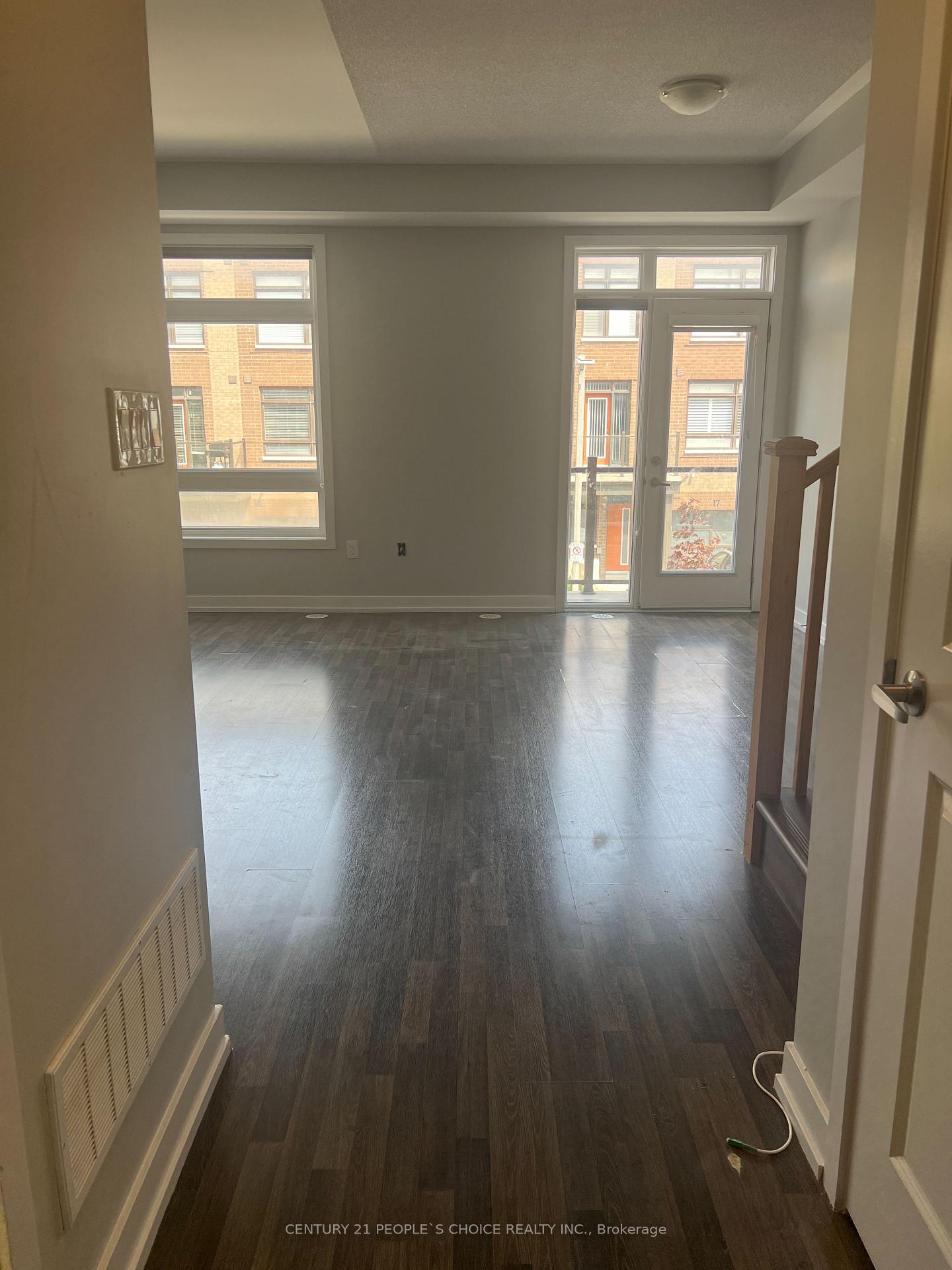 Photo 6 of 14 Beliveau Street W, Vaughan, Vaughan Grove — HOMEH
