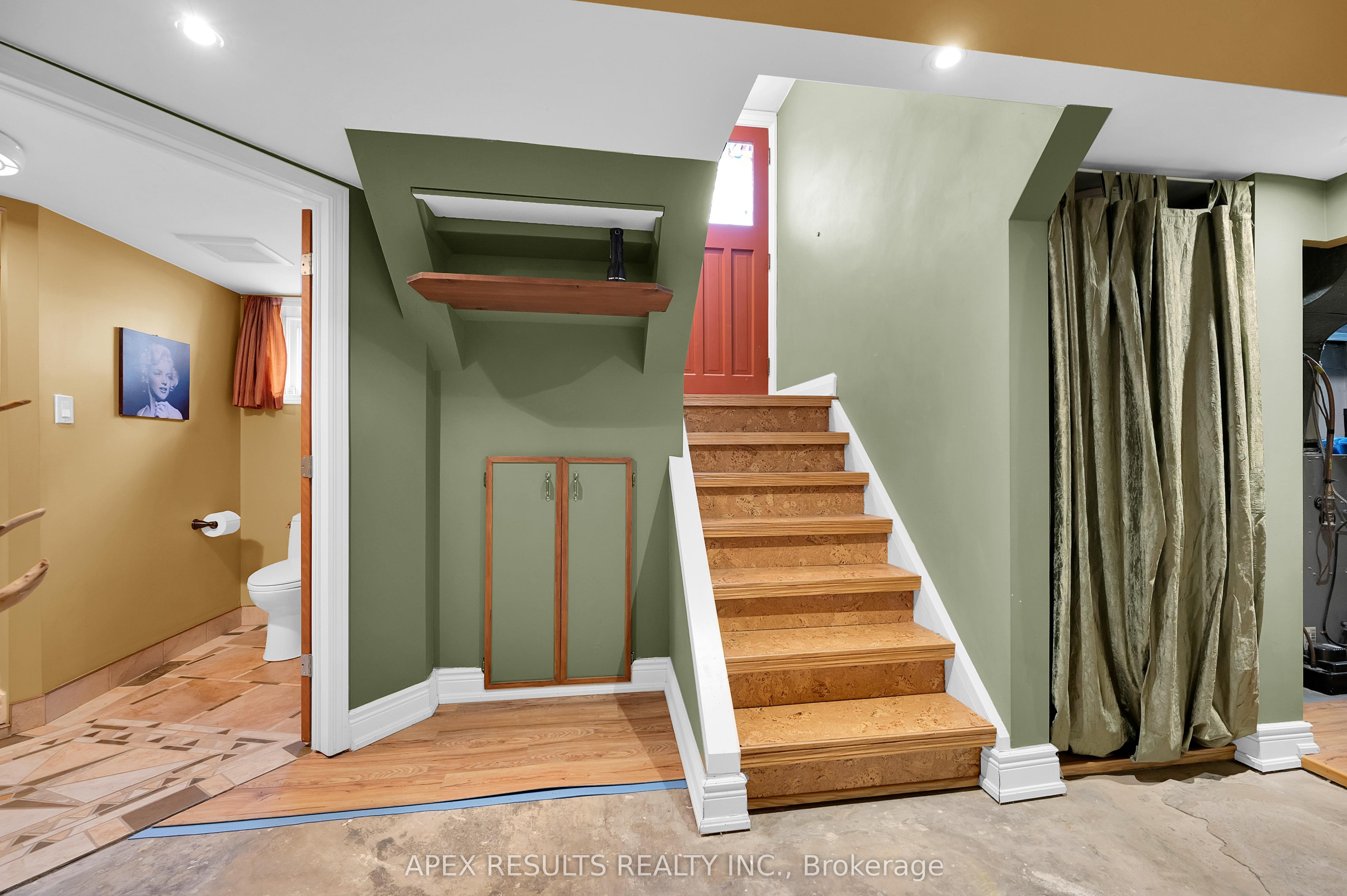 Photo 67 of 360 Guelph Line, Burlington, Brant — HOMEH