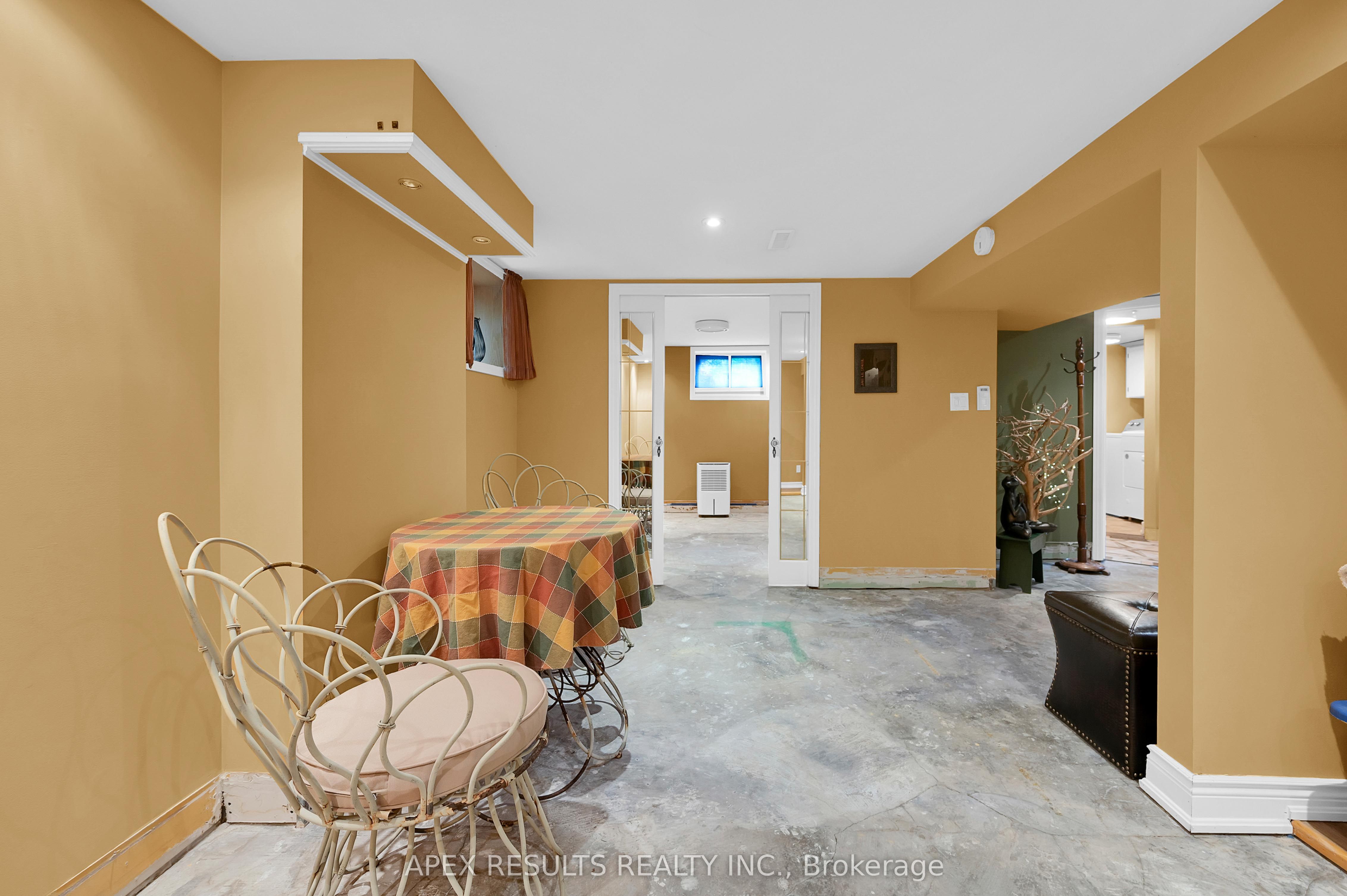 Photo 69 of 360 Guelph Line, Burlington, Brant — HOMEH