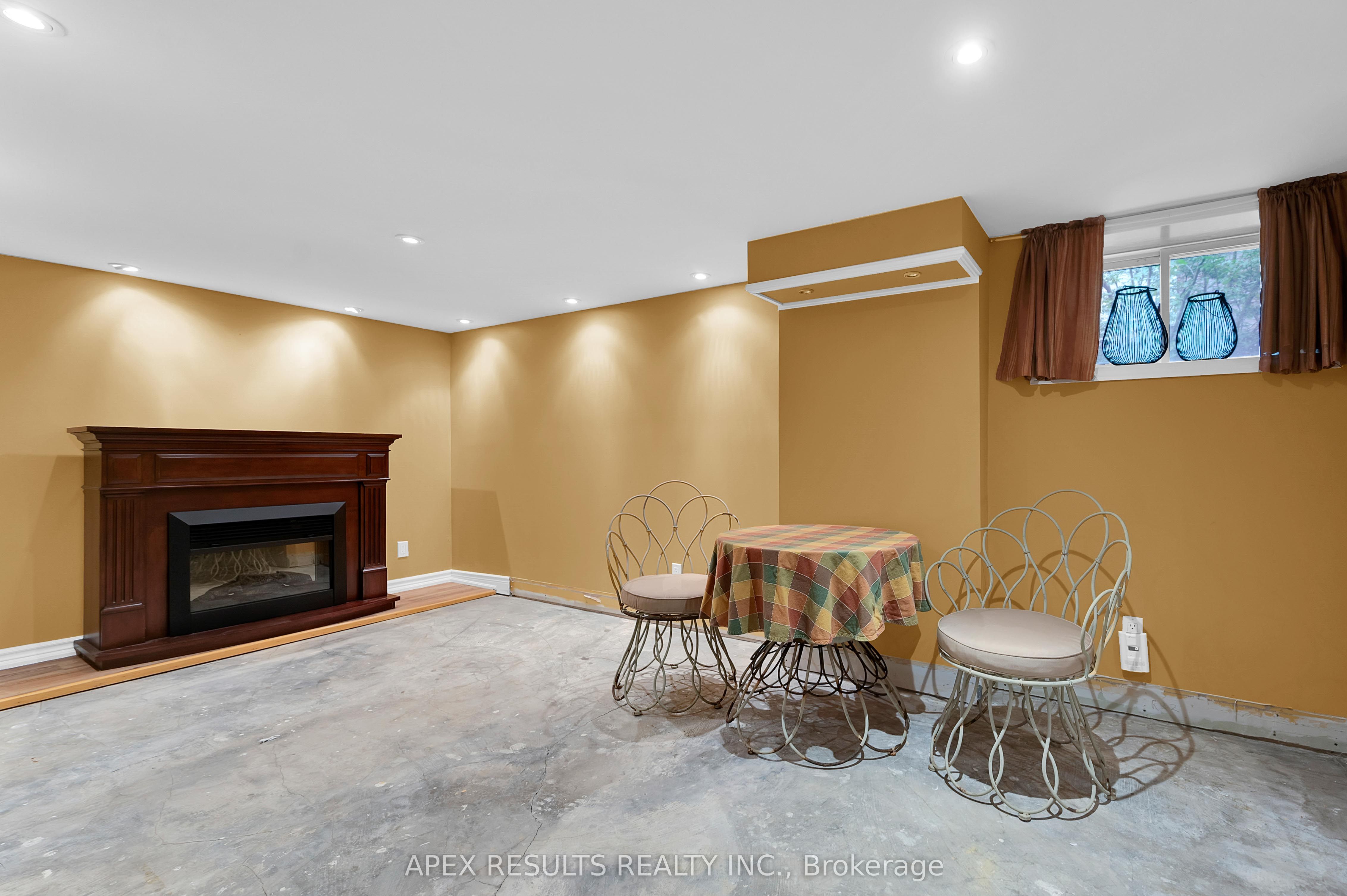 Photo 68 of 360 Guelph Line, Burlington, Brant — HOMEH
