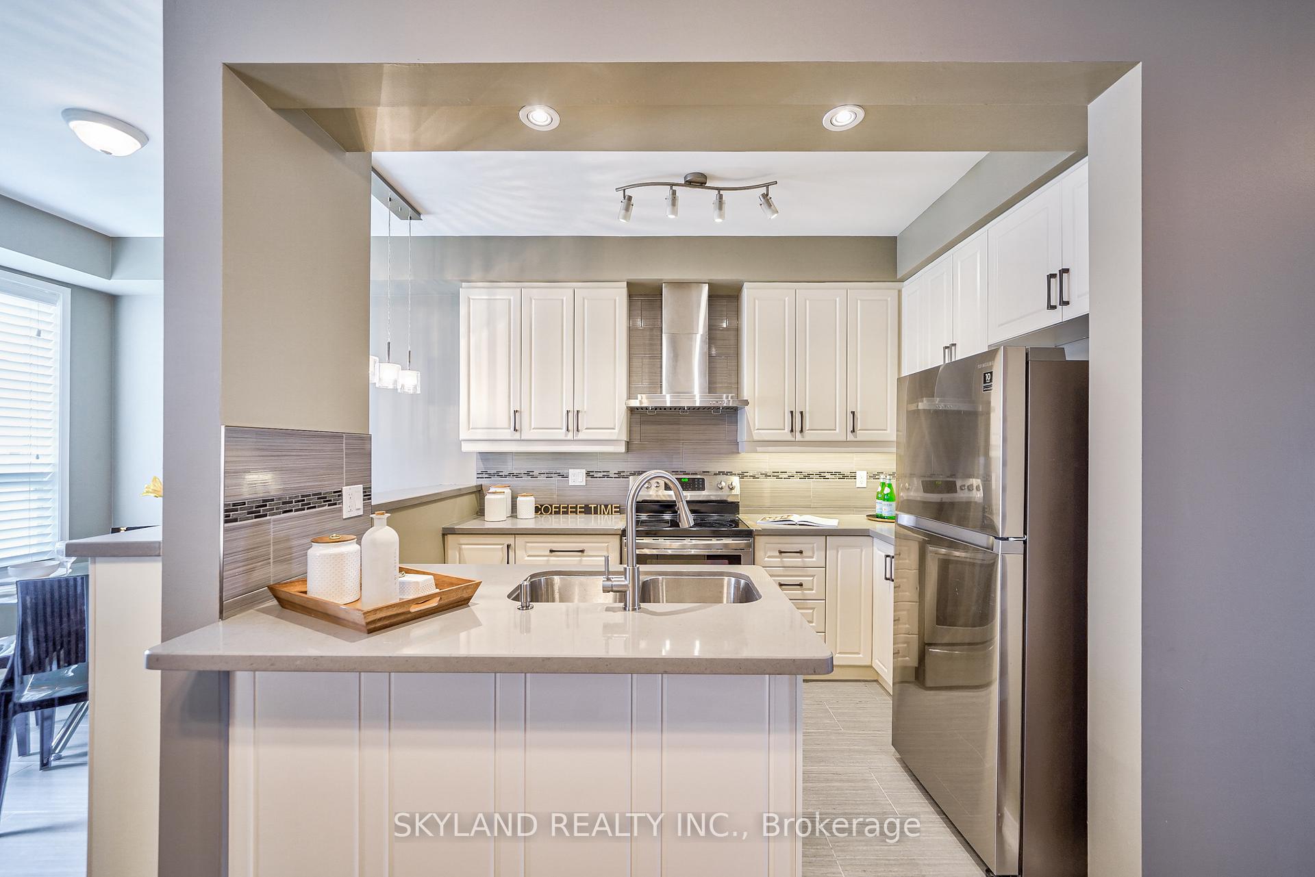 Photo 13 of 824 Castlemore Avenue, Markham, Wismer — HOMEH