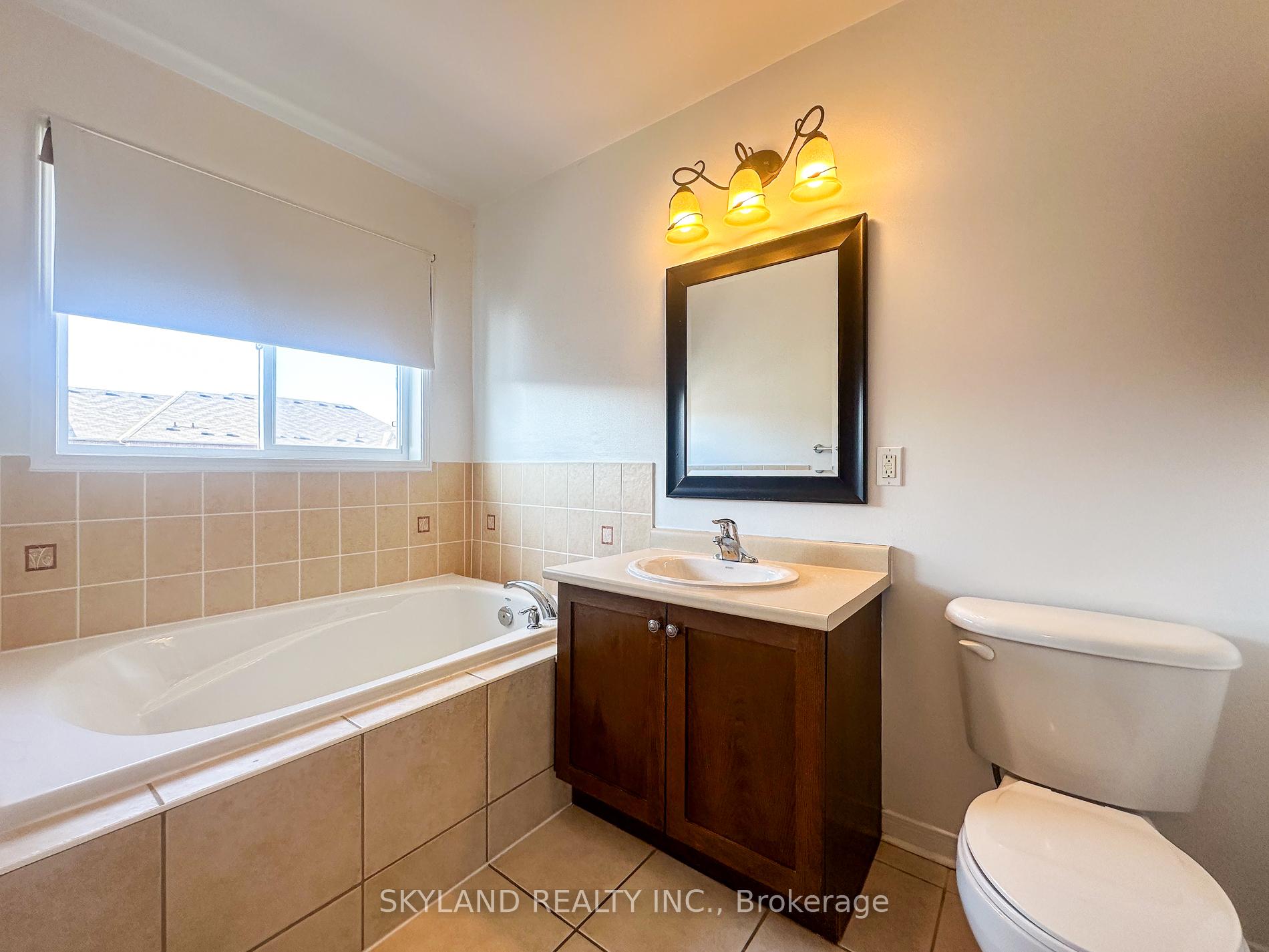 Photo 21 of 824 Castlemore Avenue, Markham, Wismer — HOMEH