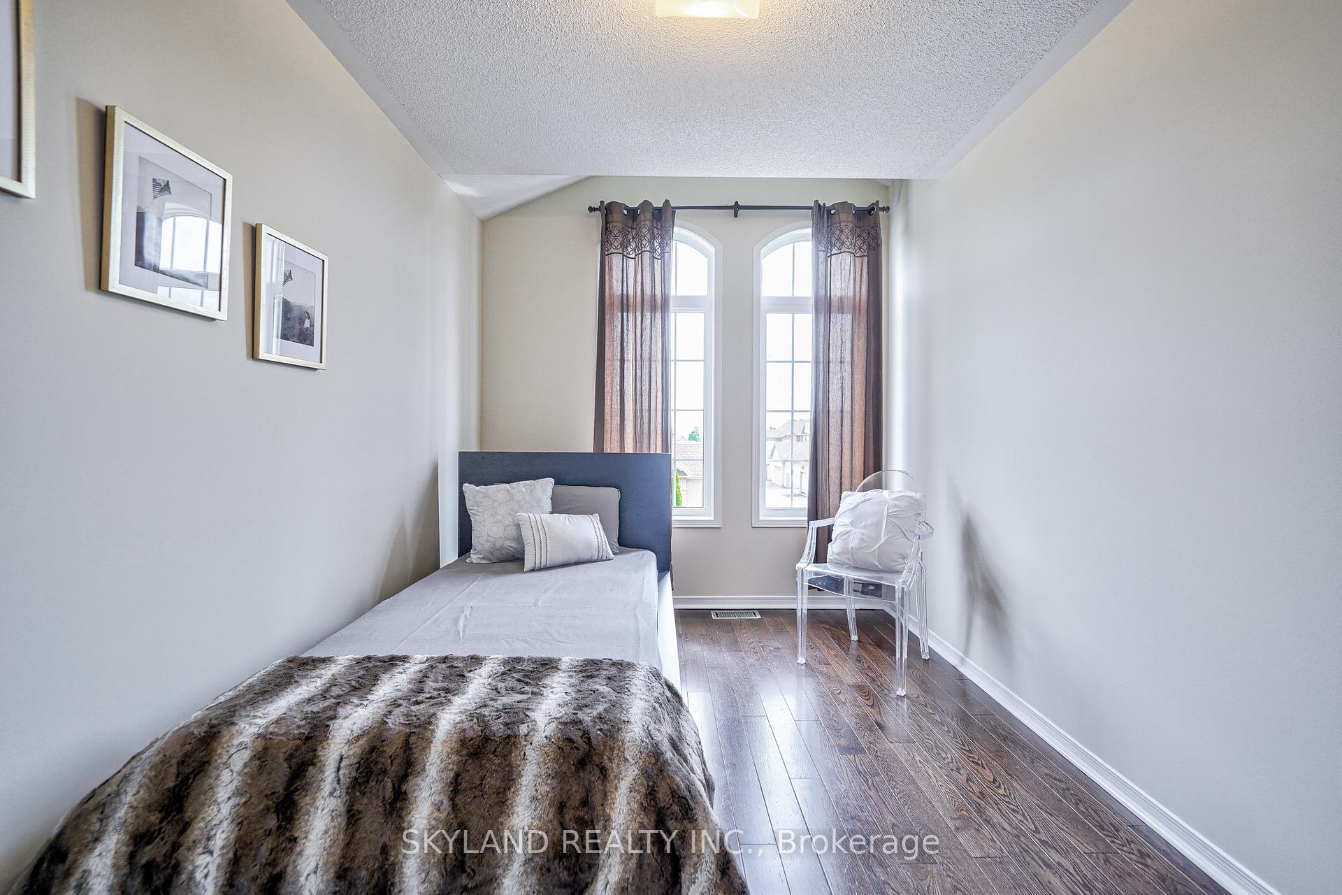 Photo 24 of 824 Castlemore Avenue, Markham, Wismer — HOMEH