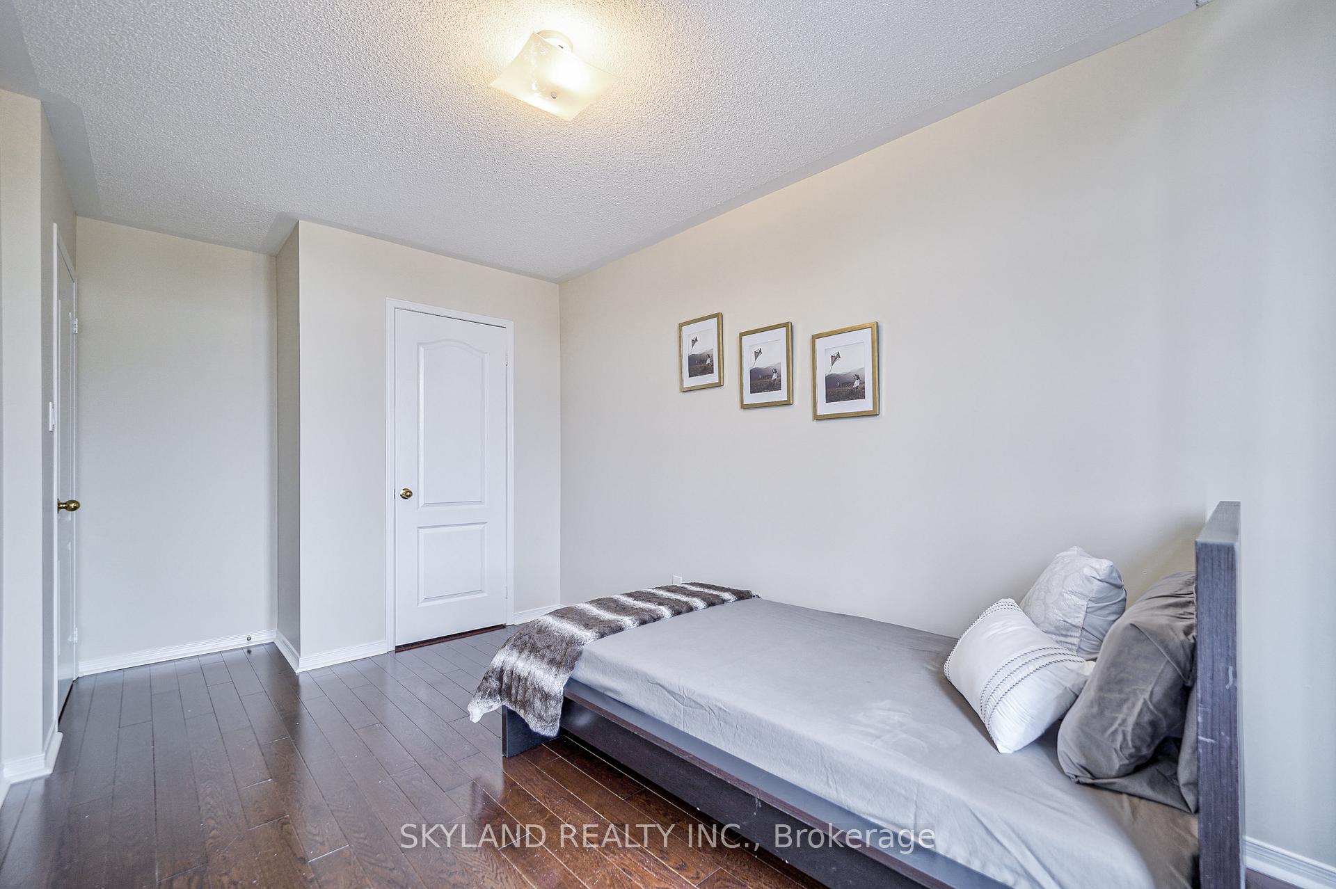 Photo 25 of 824 Castlemore Avenue, Markham, Wismer — HOMEH