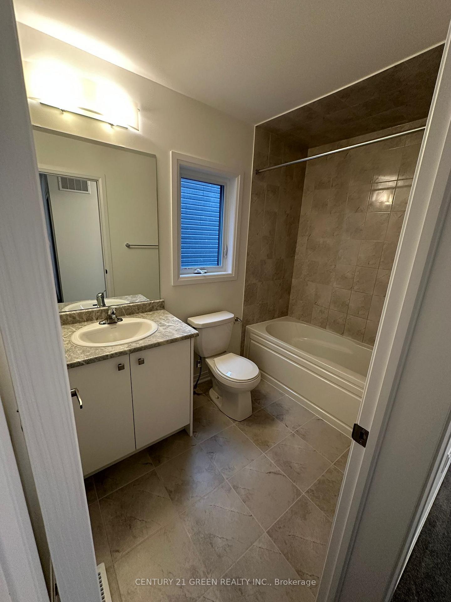 Photo 20 of 38 Masters Street, Welland, Dain City — HOMEH
