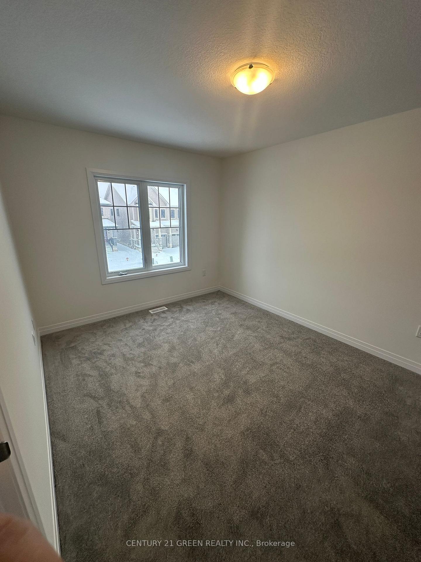 Photo 22 of 38 Masters Street, Welland, Dain City — HOMEH