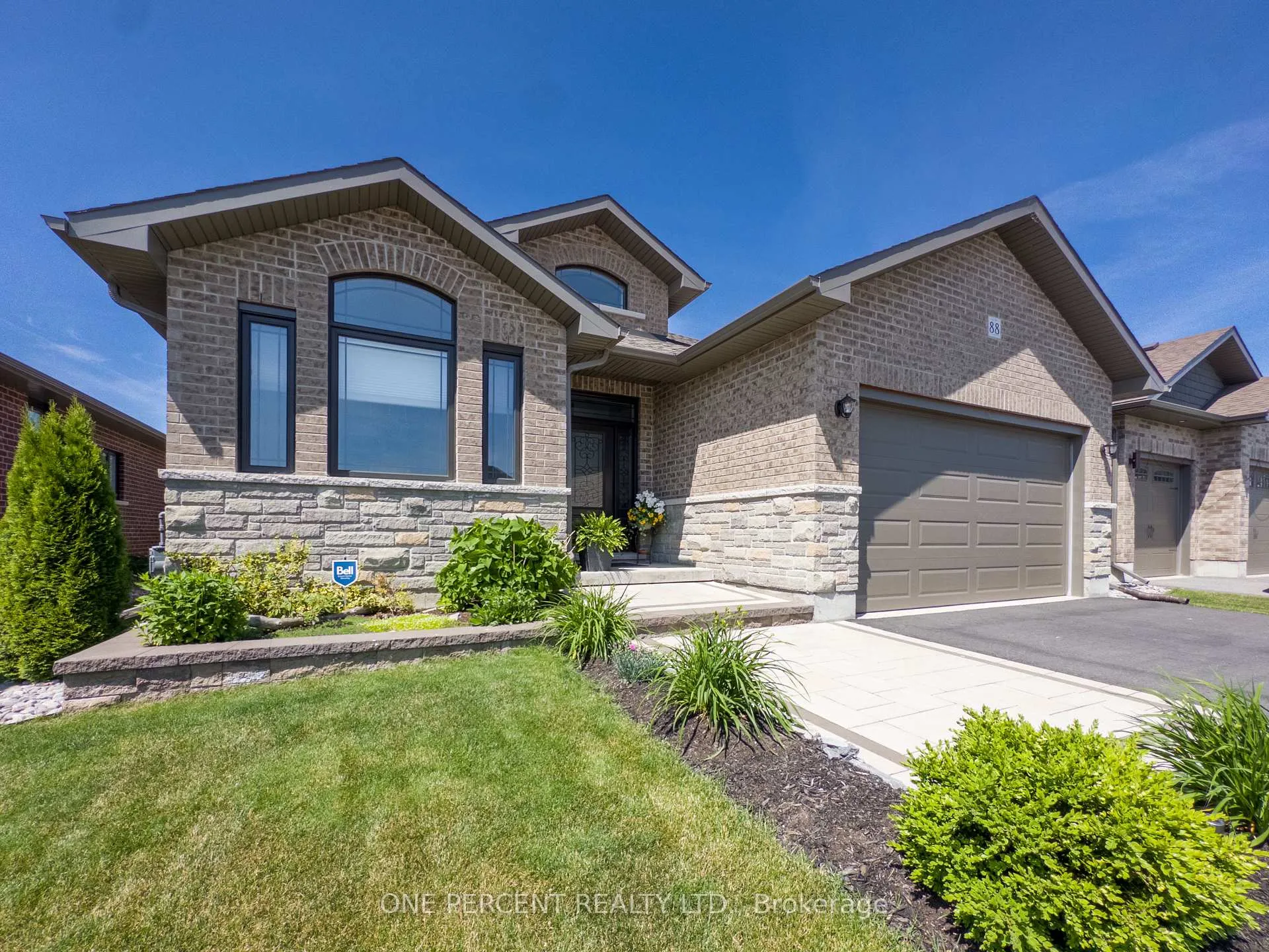 Photo 5 of 88 Essex Drive, Belleville, Thurlow Ward — HOMEH