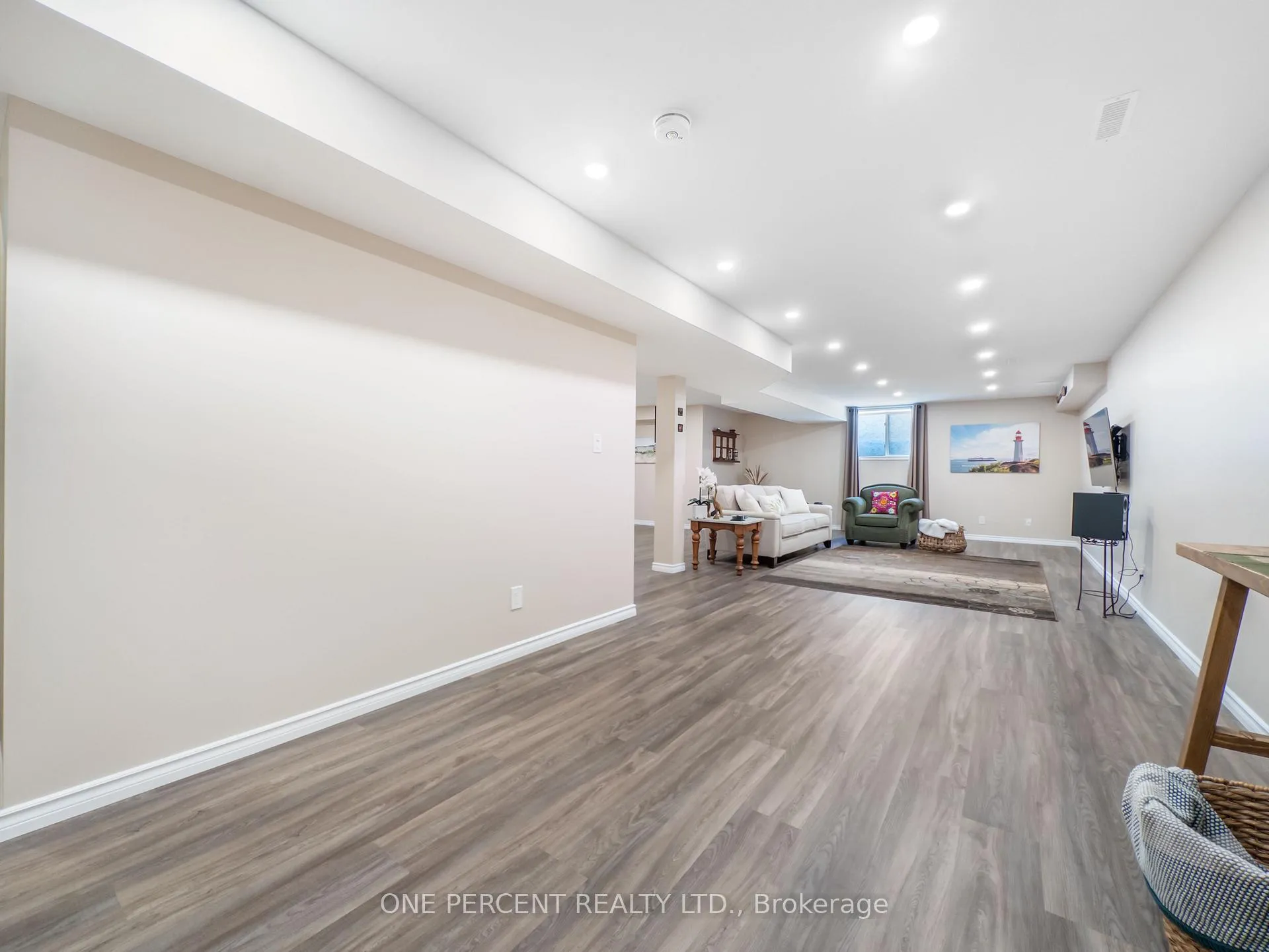 Photo 30 of 88 Essex Drive, Belleville, Thurlow Ward — HOMEH