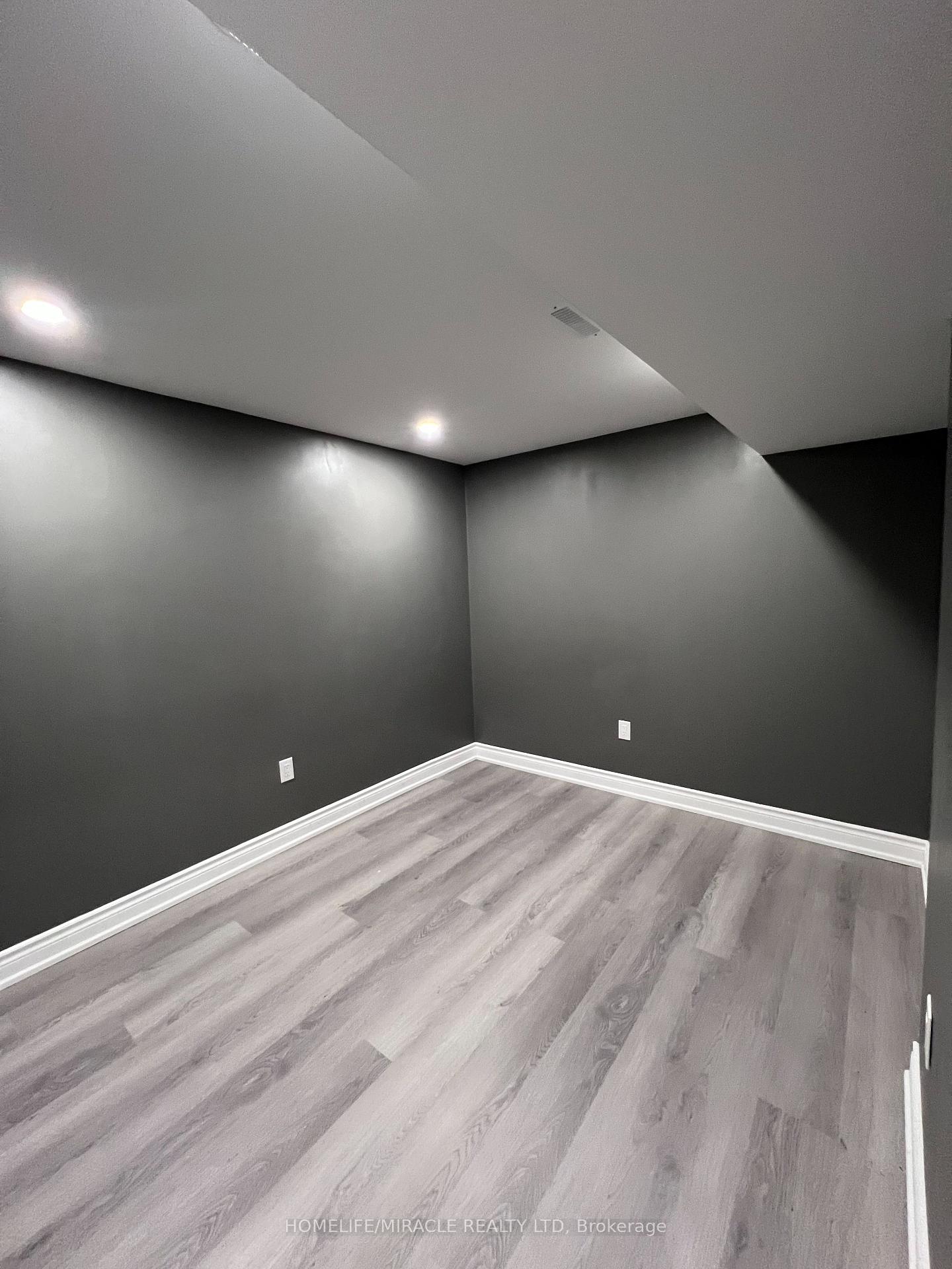 Photo 14 of 14 Pascoe Drive, Markham, Cornell — HOMEH