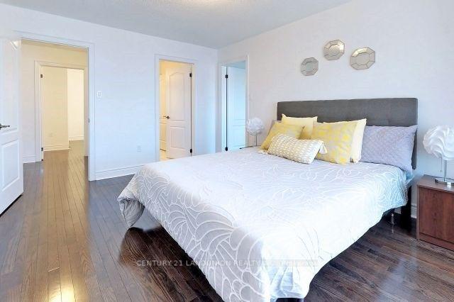 Photo 17 of 11 Brider Crescent, Ajax, Northeast Ajax — HOMEH