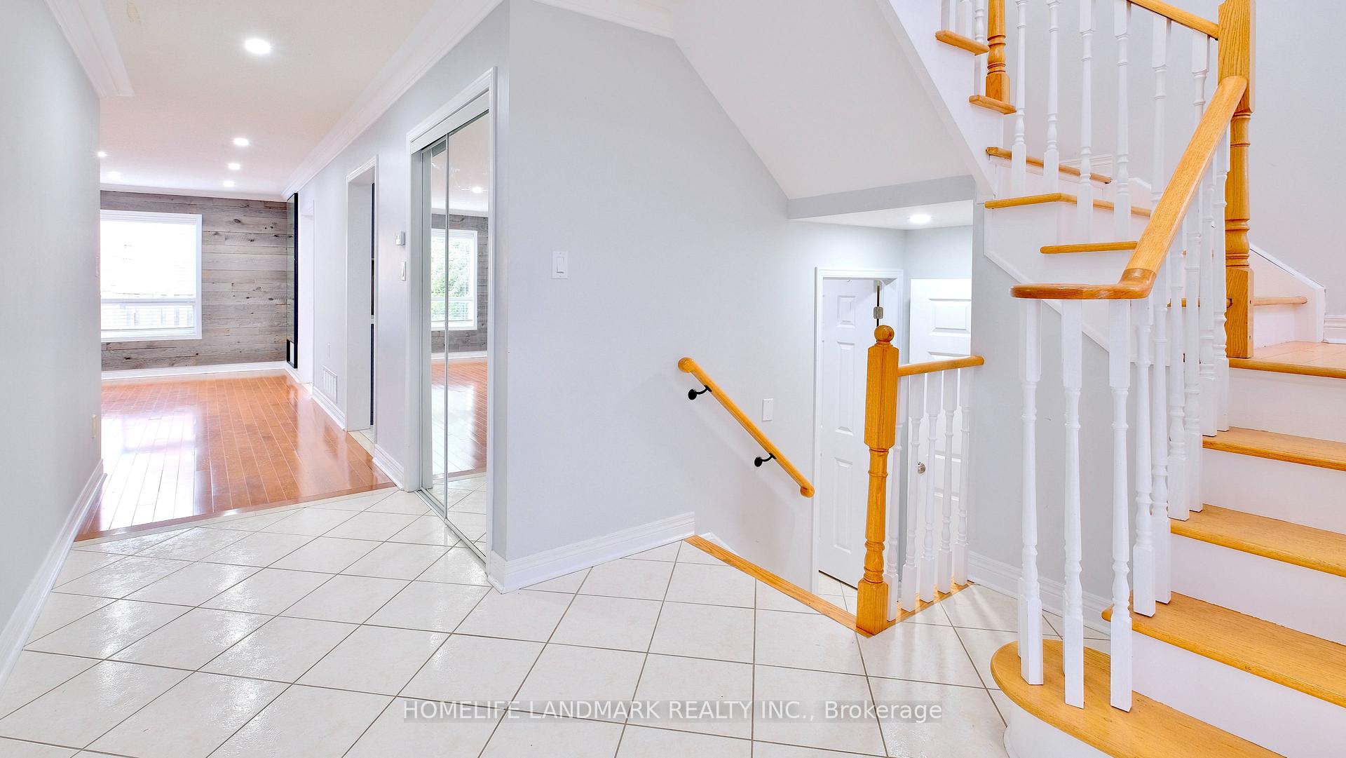 Photo 2 of 15 Montreaux Crescent, Vaughan, Vellore Village — HOMEH