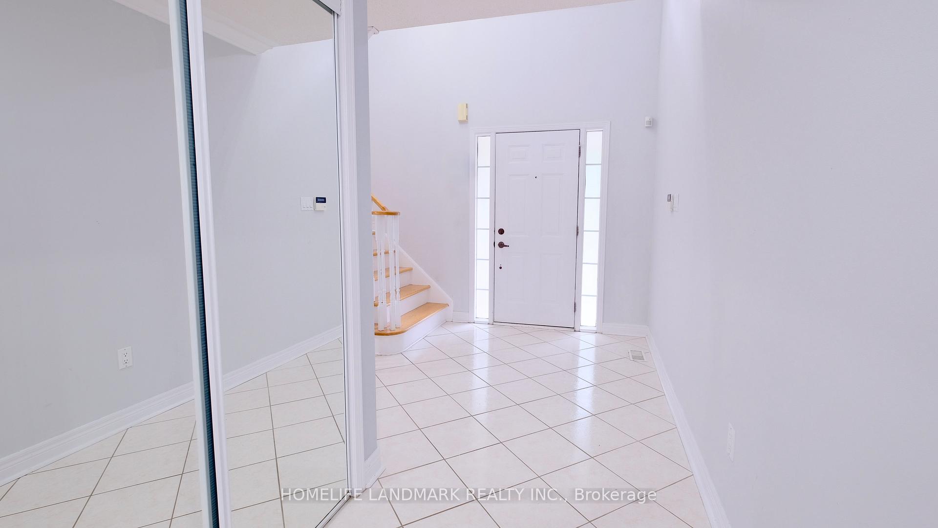 Photo 3 of 15 Montreaux Crescent, Vaughan, Vellore Village — HOMEH