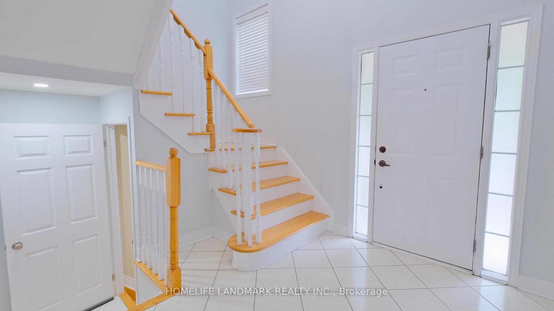 Photo 4 of 15 Montreaux Crescent, Vaughan, Vellore Village — HOMEH
