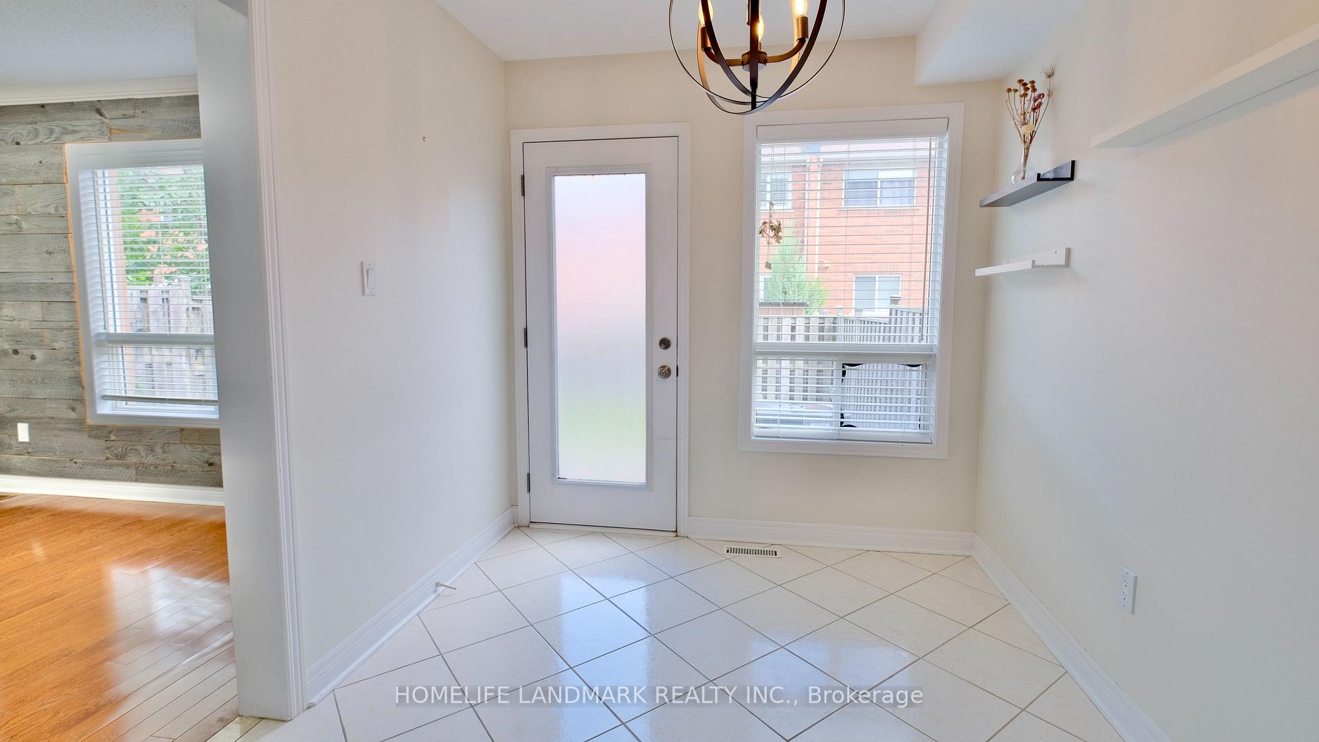 Photo 10 of 15 Montreaux Crescent, Vaughan, Vellore Village — HOMEH