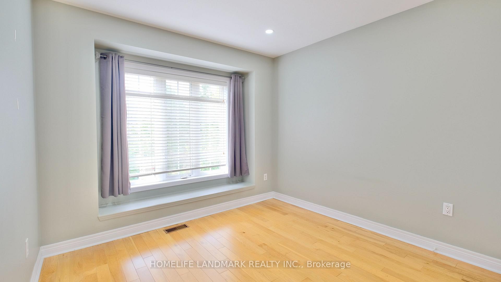 Photo 19 of 15 Montreaux Crescent, Vaughan, Vellore Village — HOMEH