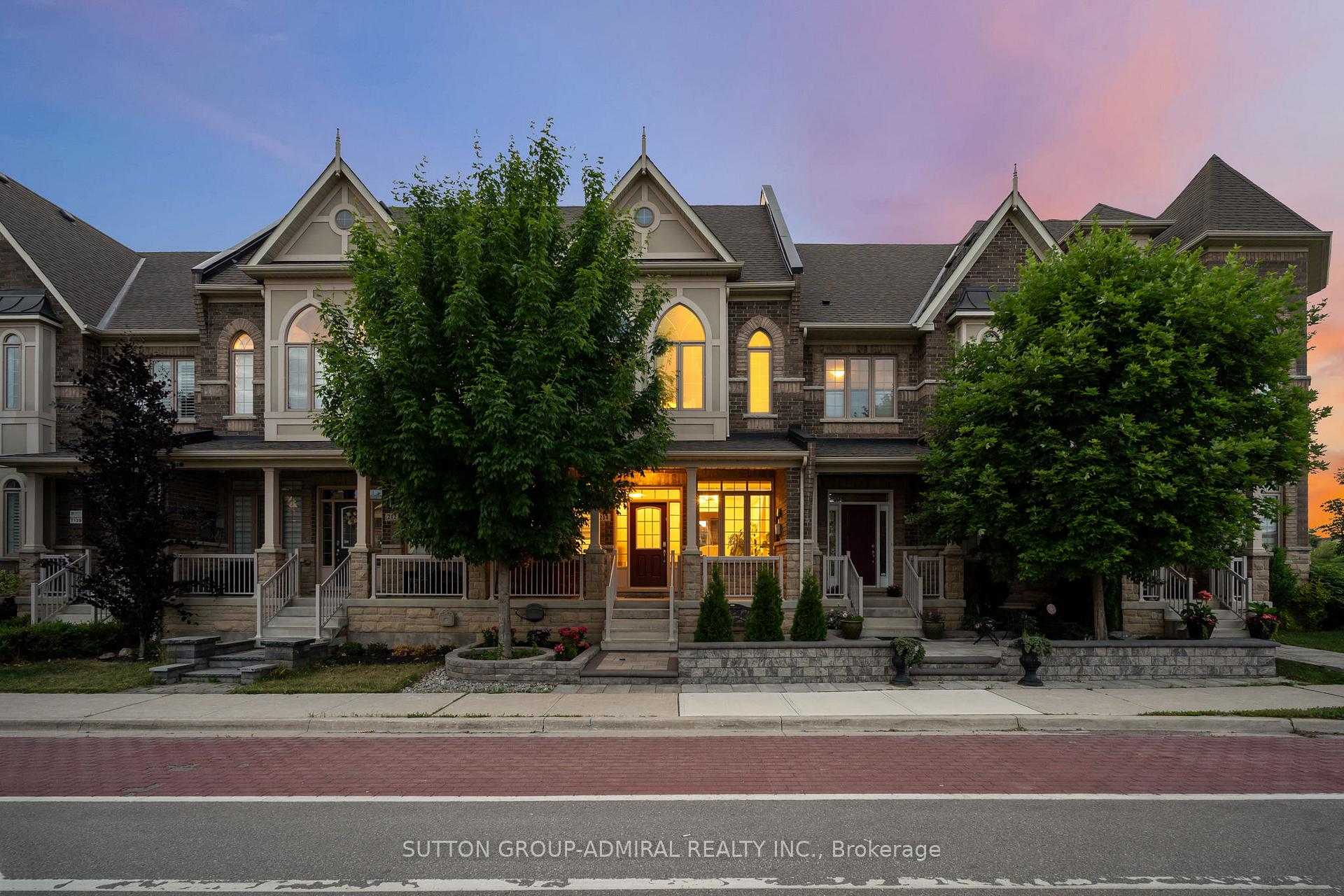 Photo 2 of 214 East's Corners Boulevard, Vaughan, Kleinburg — HOMEH