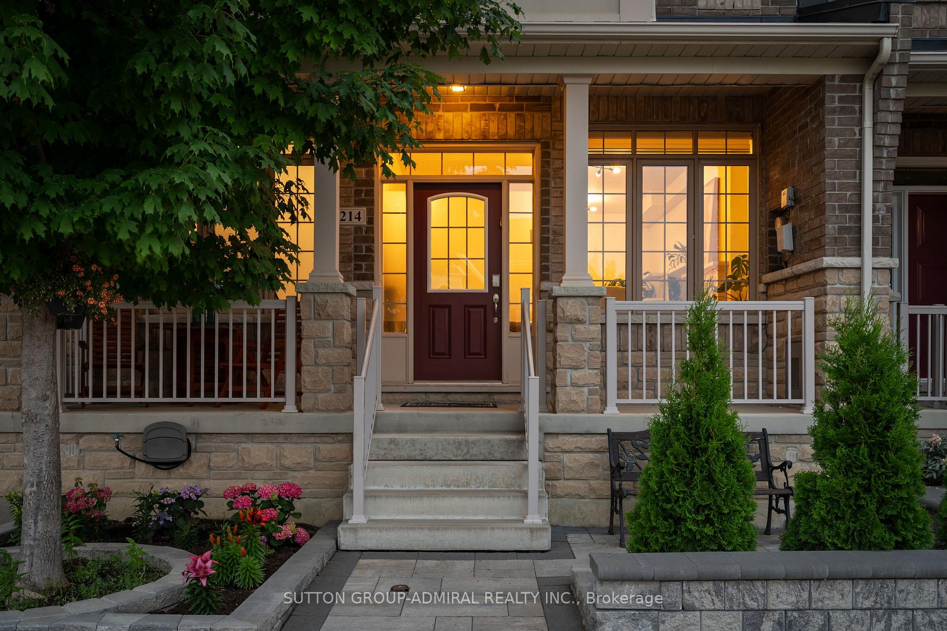 Photo 3 of 214 East's Corners Boulevard, Vaughan, Kleinburg — HOMEH
