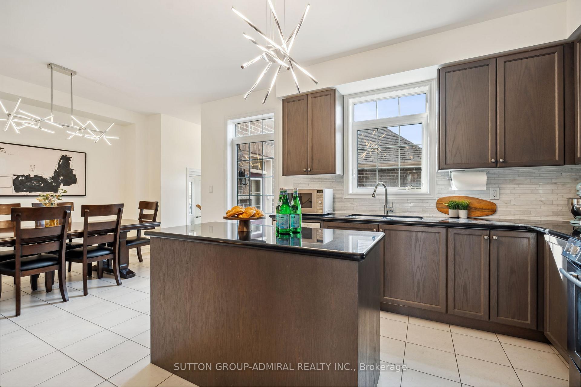 Photo 20 of 214 East's Corners Boulevard, Vaughan, Kleinburg — HOMEH