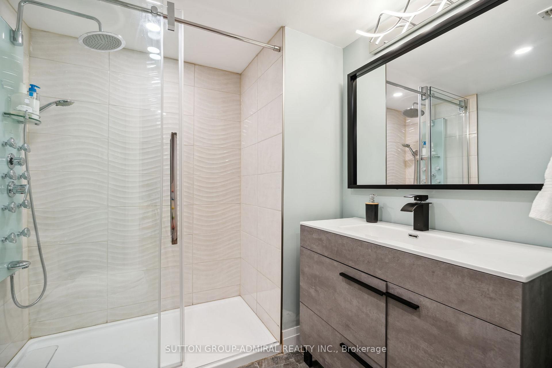 Photo 34 of 214 East's Corners Boulevard, Vaughan, Kleinburg — HOMEH
