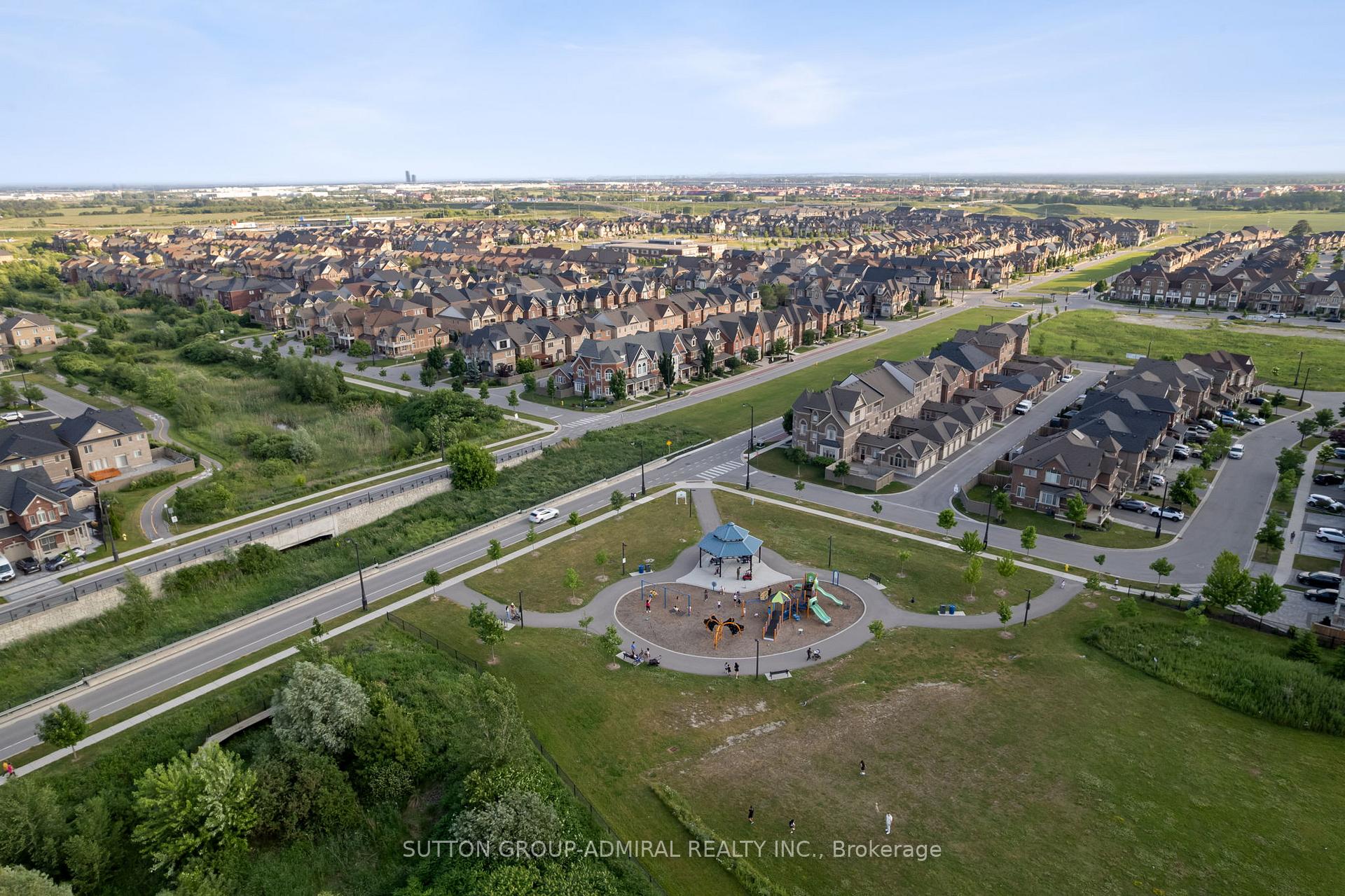 Photo 38 of 214 East's Corners Boulevard, Vaughan, Kleinburg — HOMEH