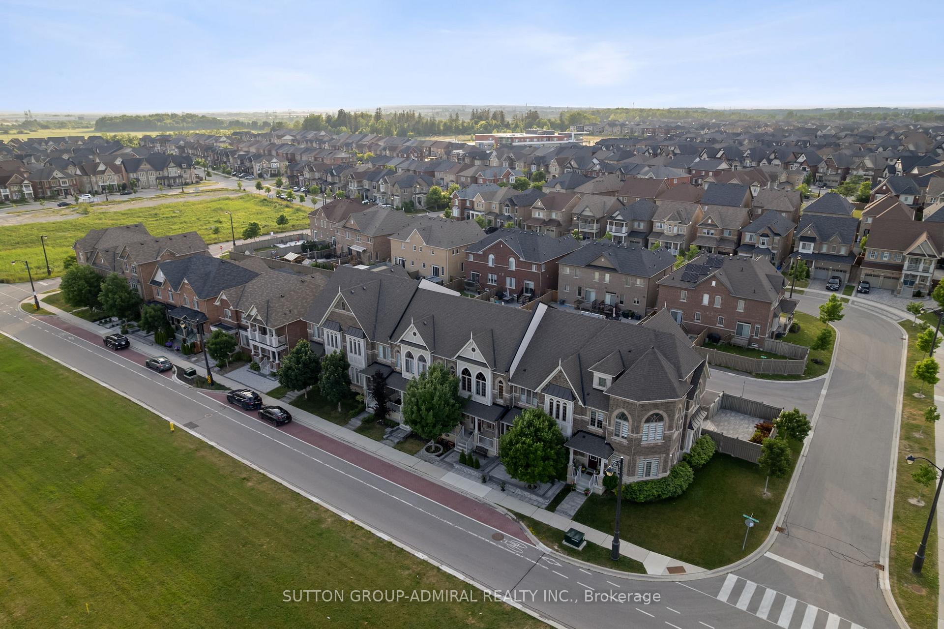 Photo 45 of 214 East's Corners Boulevard, Vaughan, Kleinburg — HOMEH