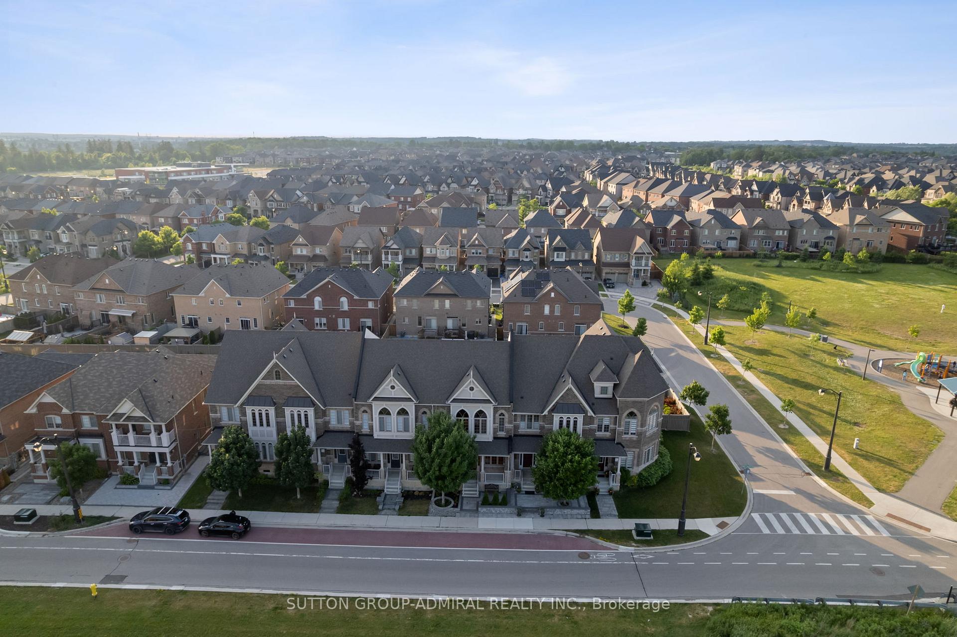 Photo 46 of 214 East's Corners Boulevard, Vaughan, Kleinburg — HOMEH