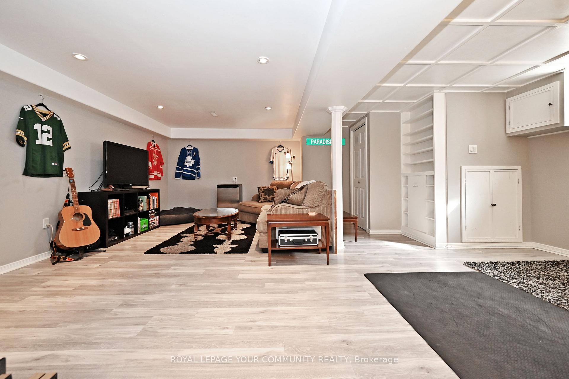 Photo 30 of 62 Haida Drive, Aurora, Aurora Heights — HOMEH