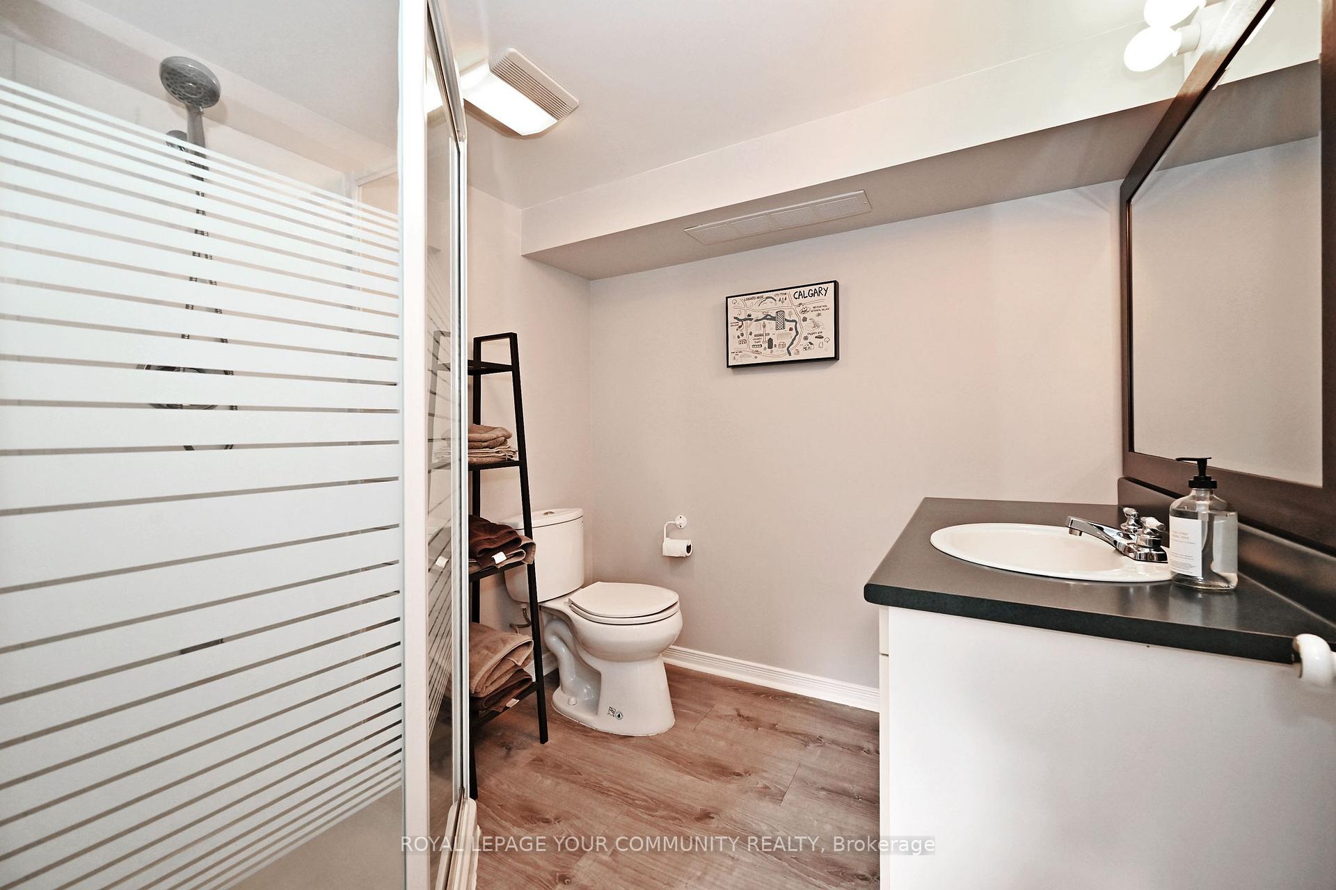Photo 36 of 62 Haida Drive, Aurora, Aurora Heights — HOMEH