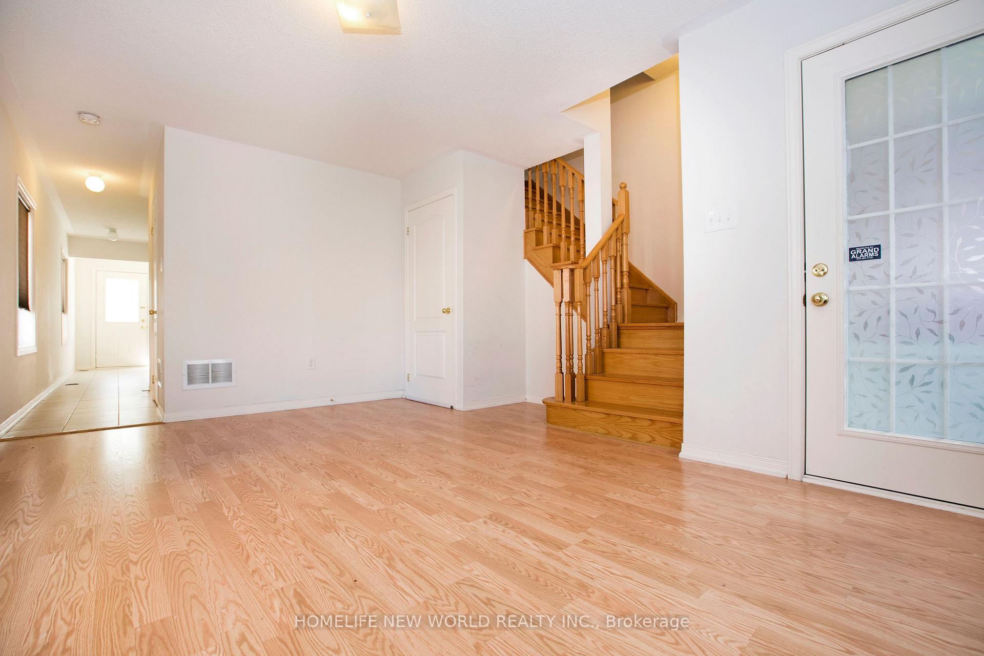 Photo 4 of 16 Eastern Skies Way, Markham, Wismer — HOMEH