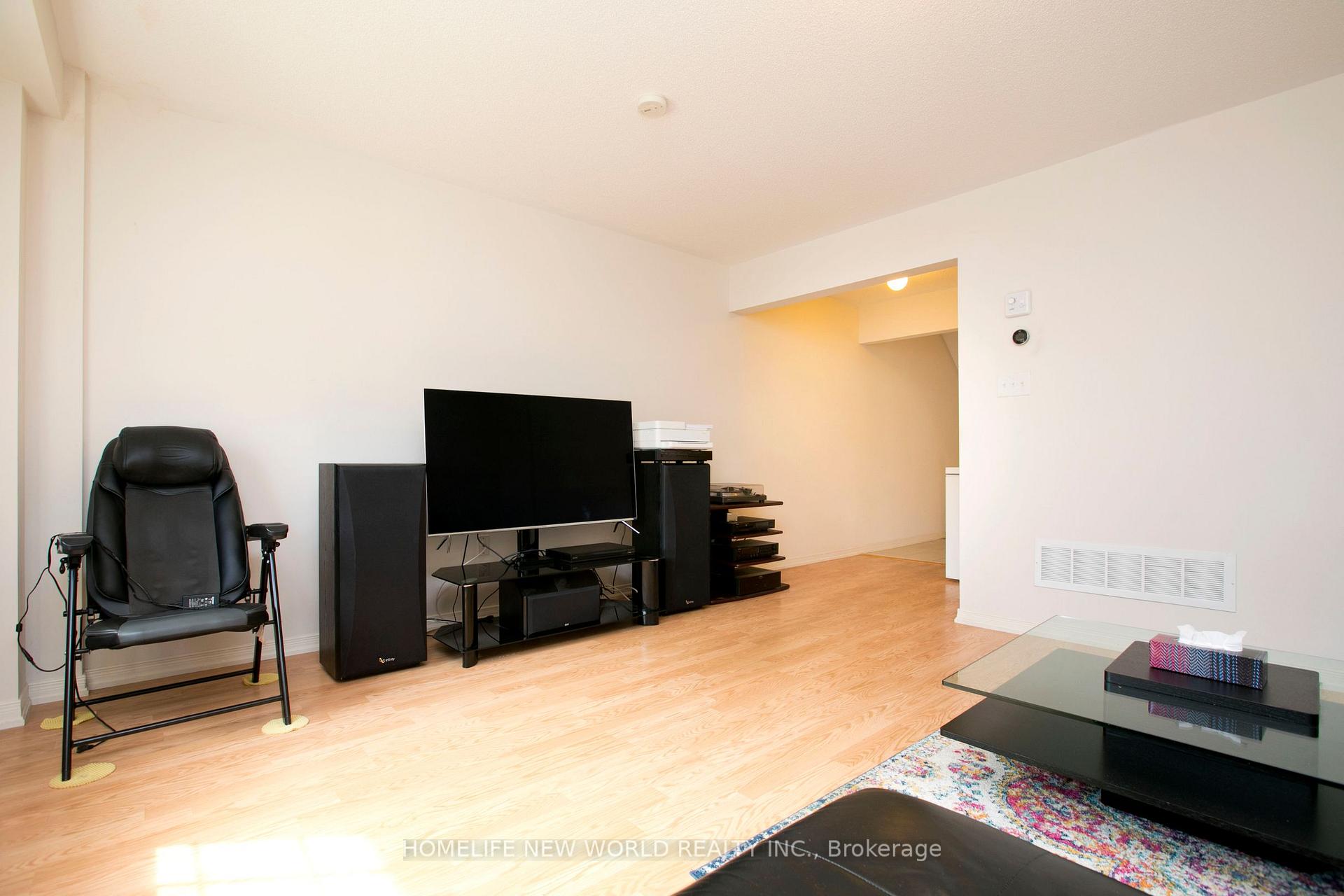 Photo 12 of 16 Eastern Skies Way, Markham, Wismer — HOMEH