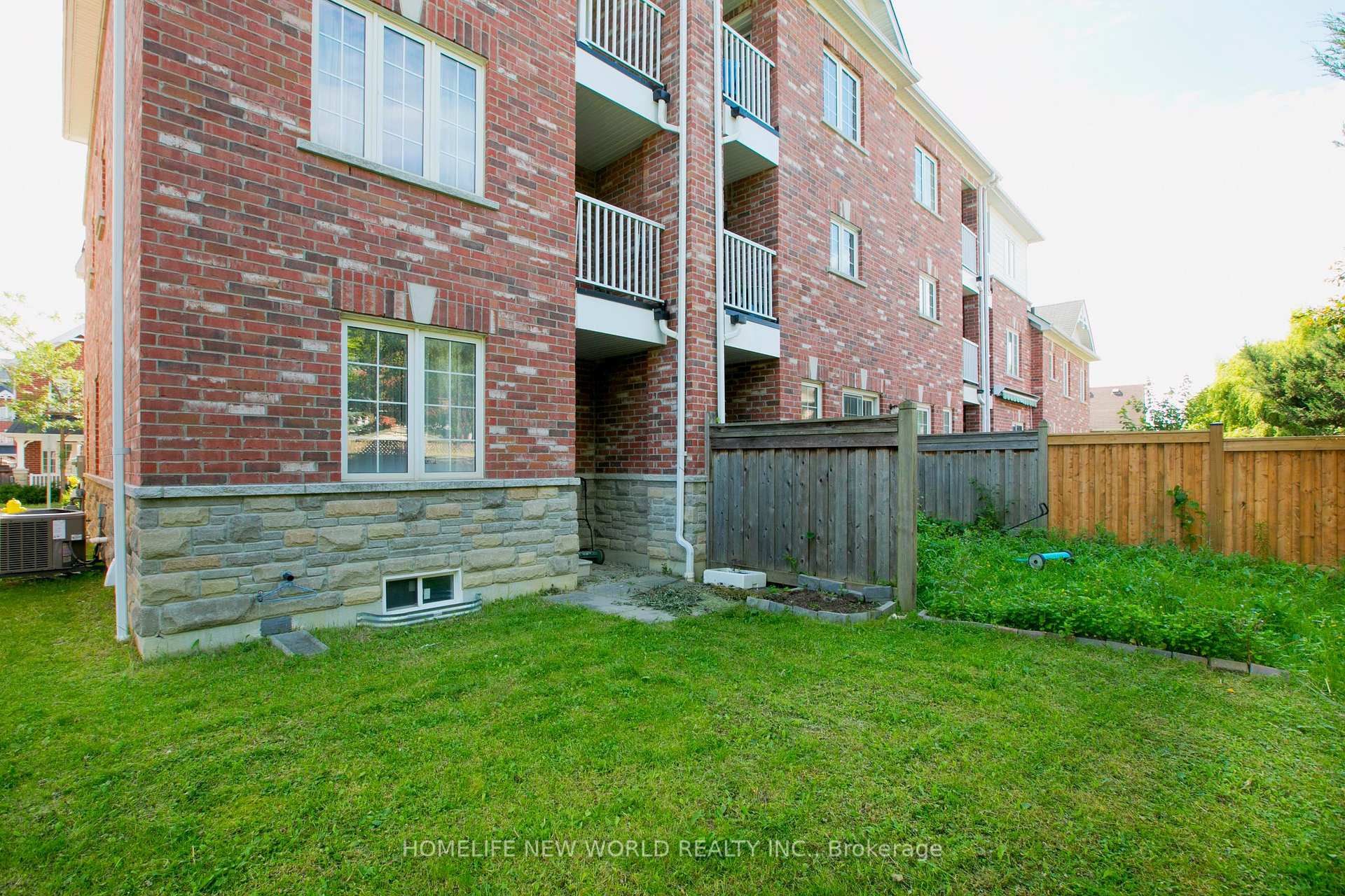 Photo 23 of 16 Eastern Skies Way, Markham, Wismer — HOMEH