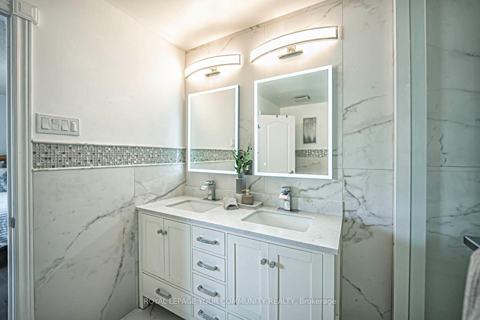 Photo 19 of 298 Hawkview Boulevard, Vaughan, Vellore Village — HOMEH