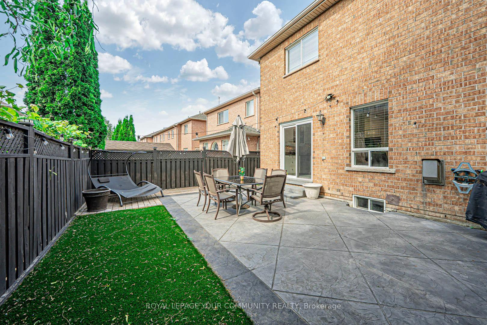 Photo 33 of 298 Hawkview Boulevard, Vaughan, Vellore Village — HOMEH