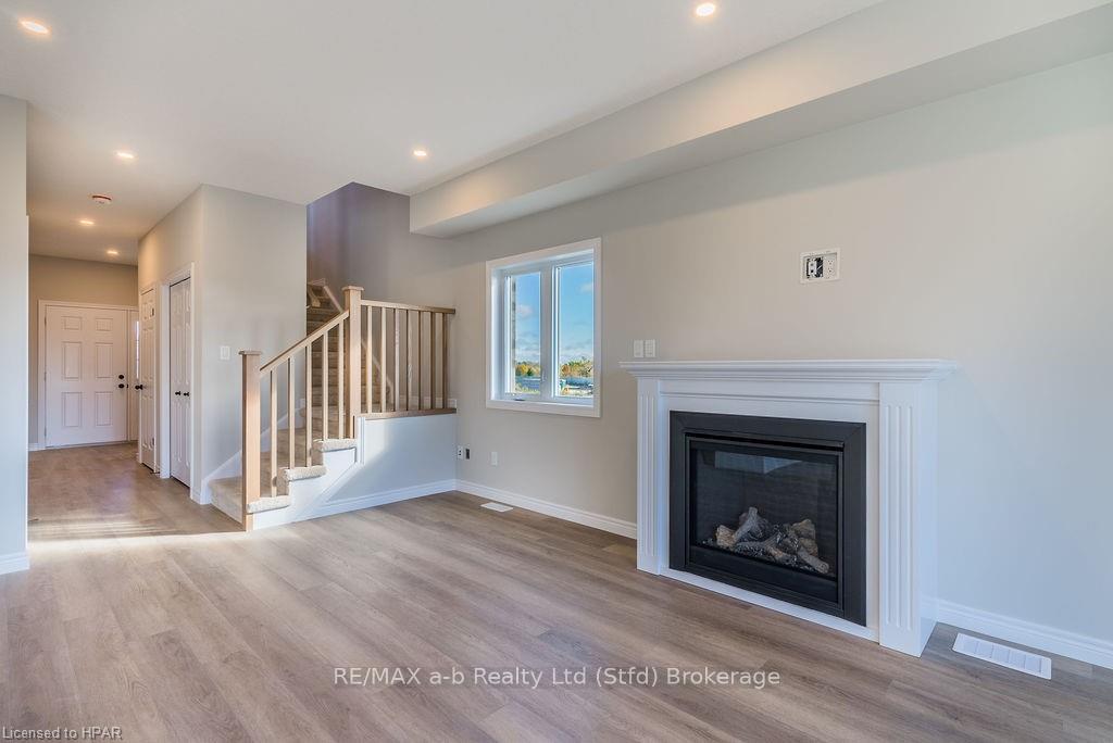 Photo 8 of 149 Mill Race Crescent, Woolwich — HOMEH
