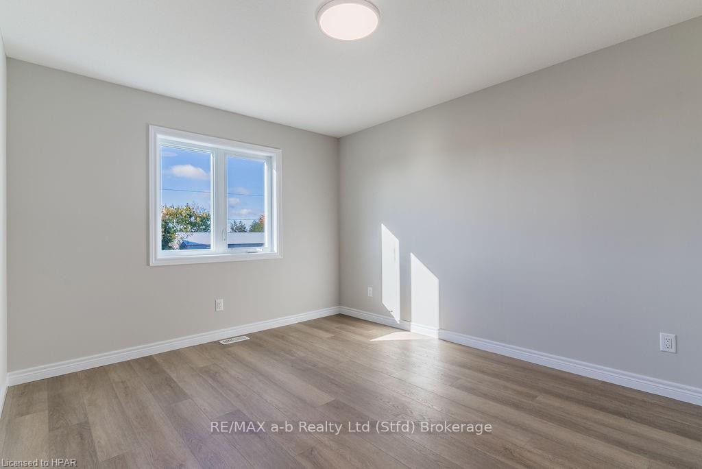 Photo 17 of 149 Mill Race Crescent, Woolwich — HOMEH