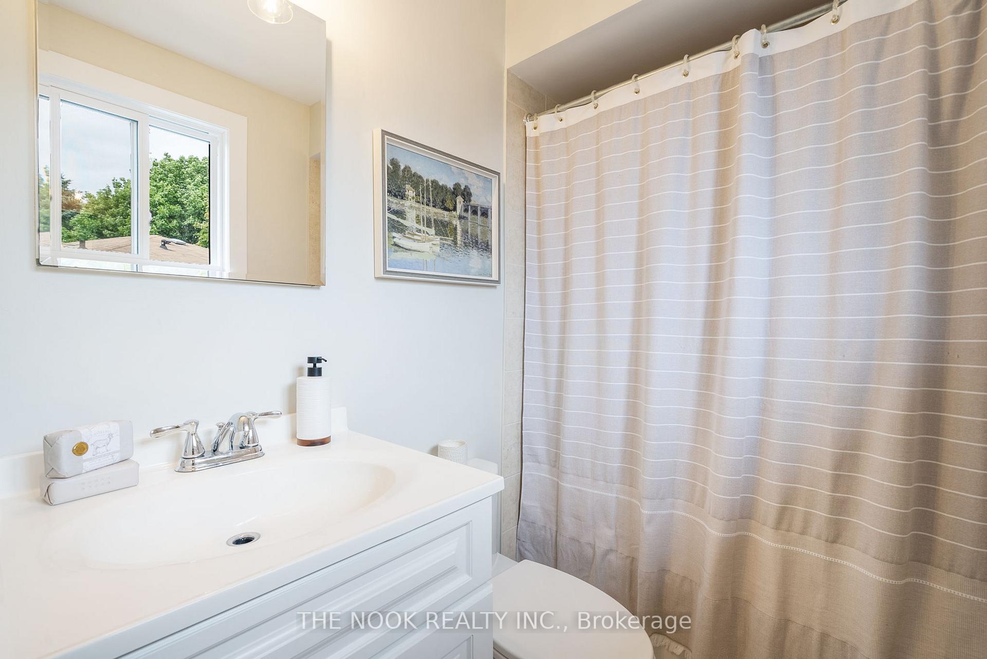 Photo 27 of 40 Calder Crescent, Whitby, Pringle Creek — HOMEH