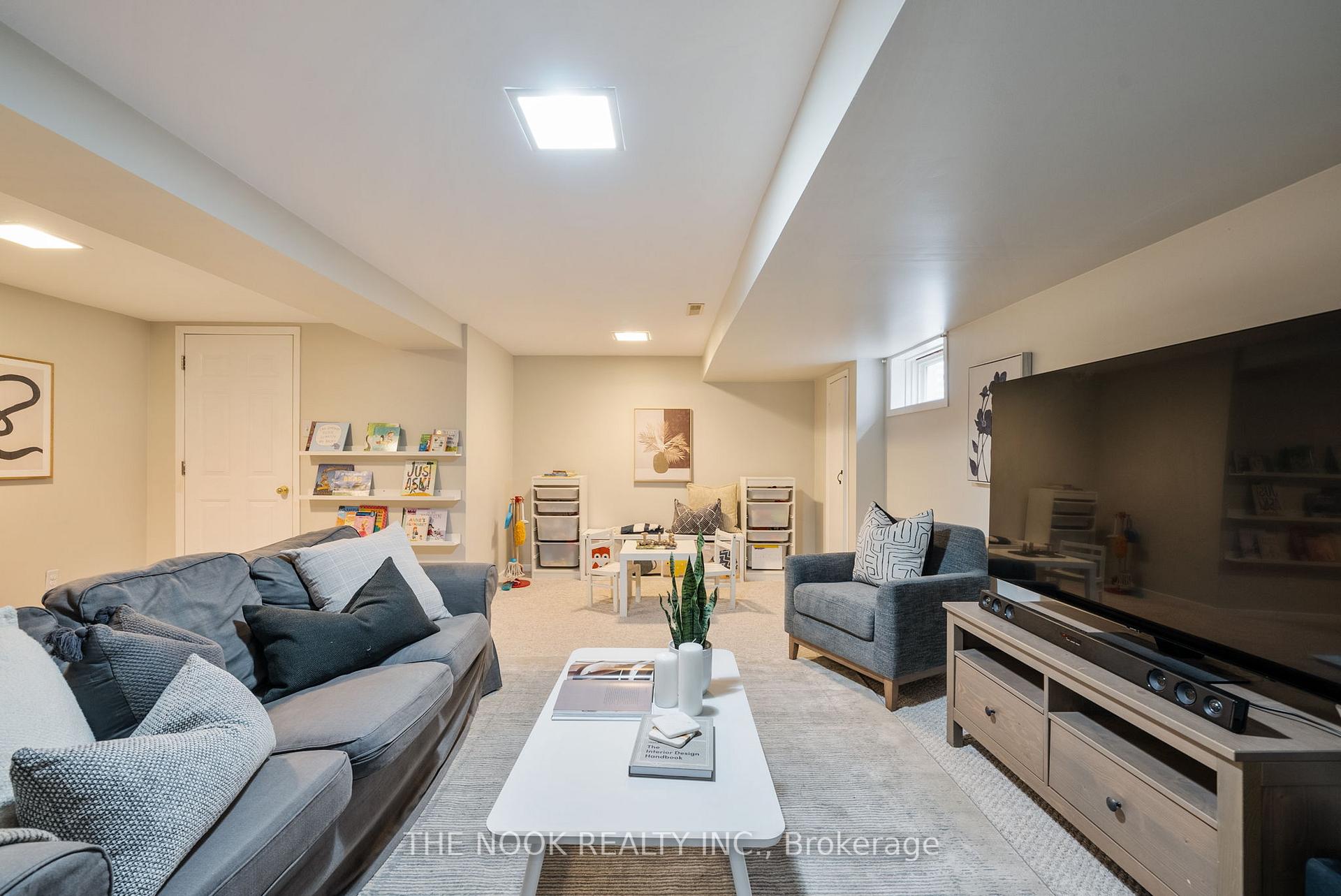 Photo 31 of 40 Calder Crescent, Whitby, Pringle Creek — HOMEH