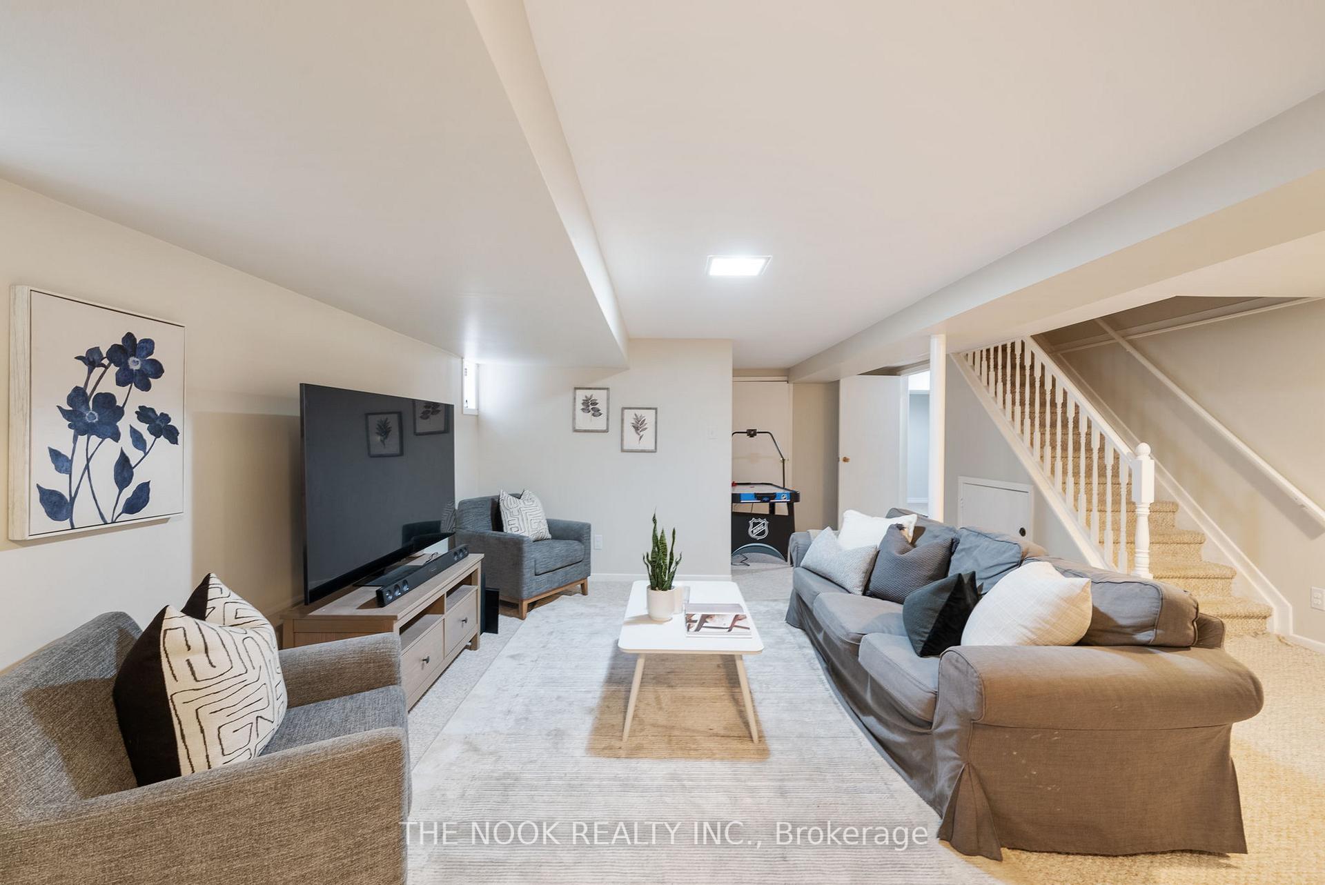 Photo 32 of 40 Calder Crescent, Whitby, Pringle Creek — HOMEH