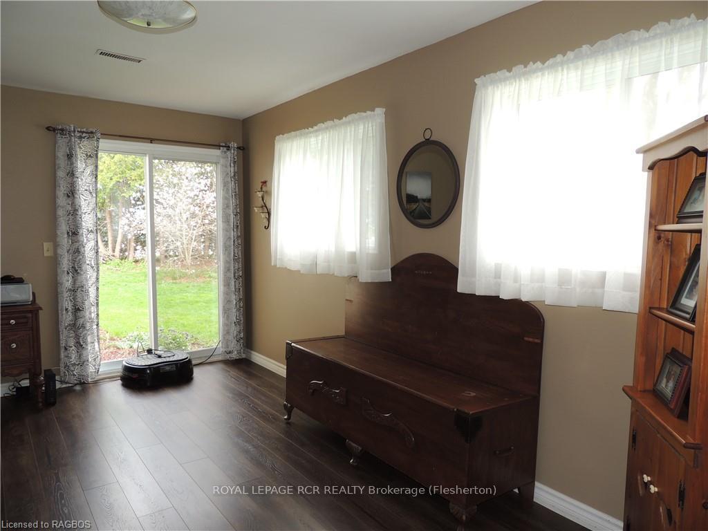 Photo 20 of 209 Bruce Street S, West Grey — HOMEH