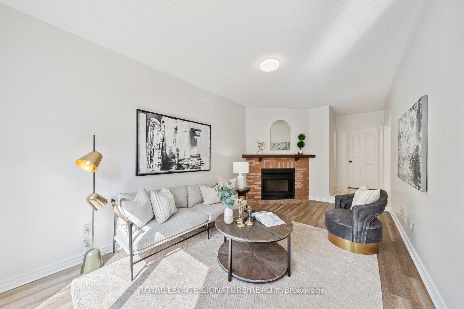 Photo 14 of 75 Venice Crescent, Vaughan, Beverley Glen — HOMEH