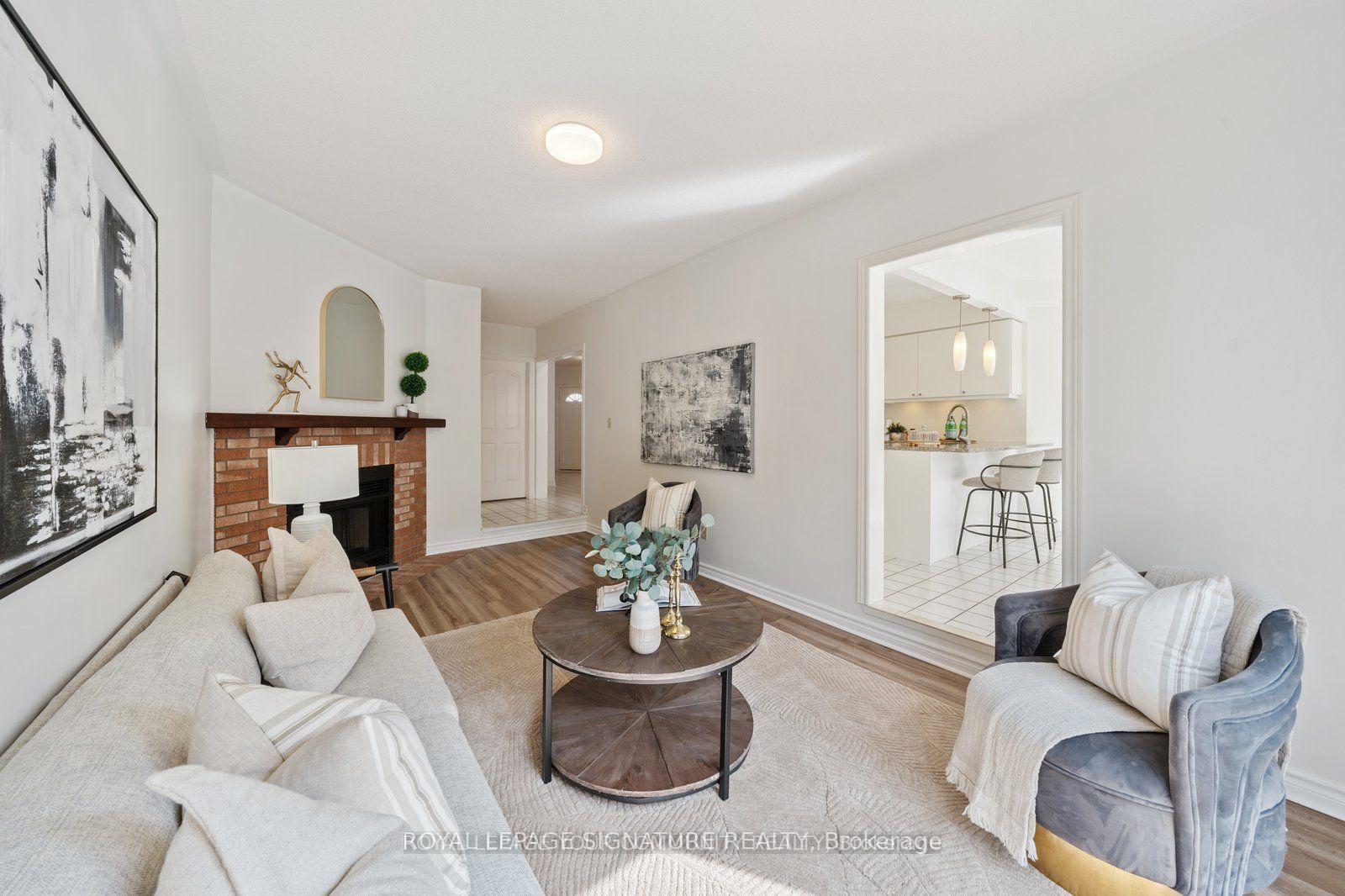 Photo 15 of 75 Venice Crescent, Vaughan, Beverley Glen — HOMEH