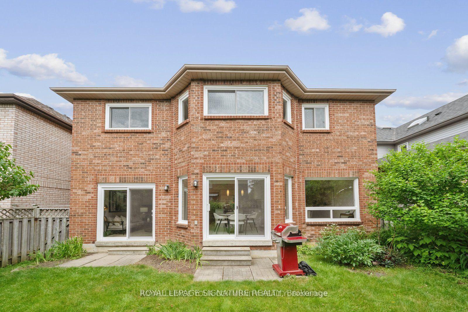 Photo 37 of 75 Venice Crescent, Vaughan, Beverley Glen — HOMEH