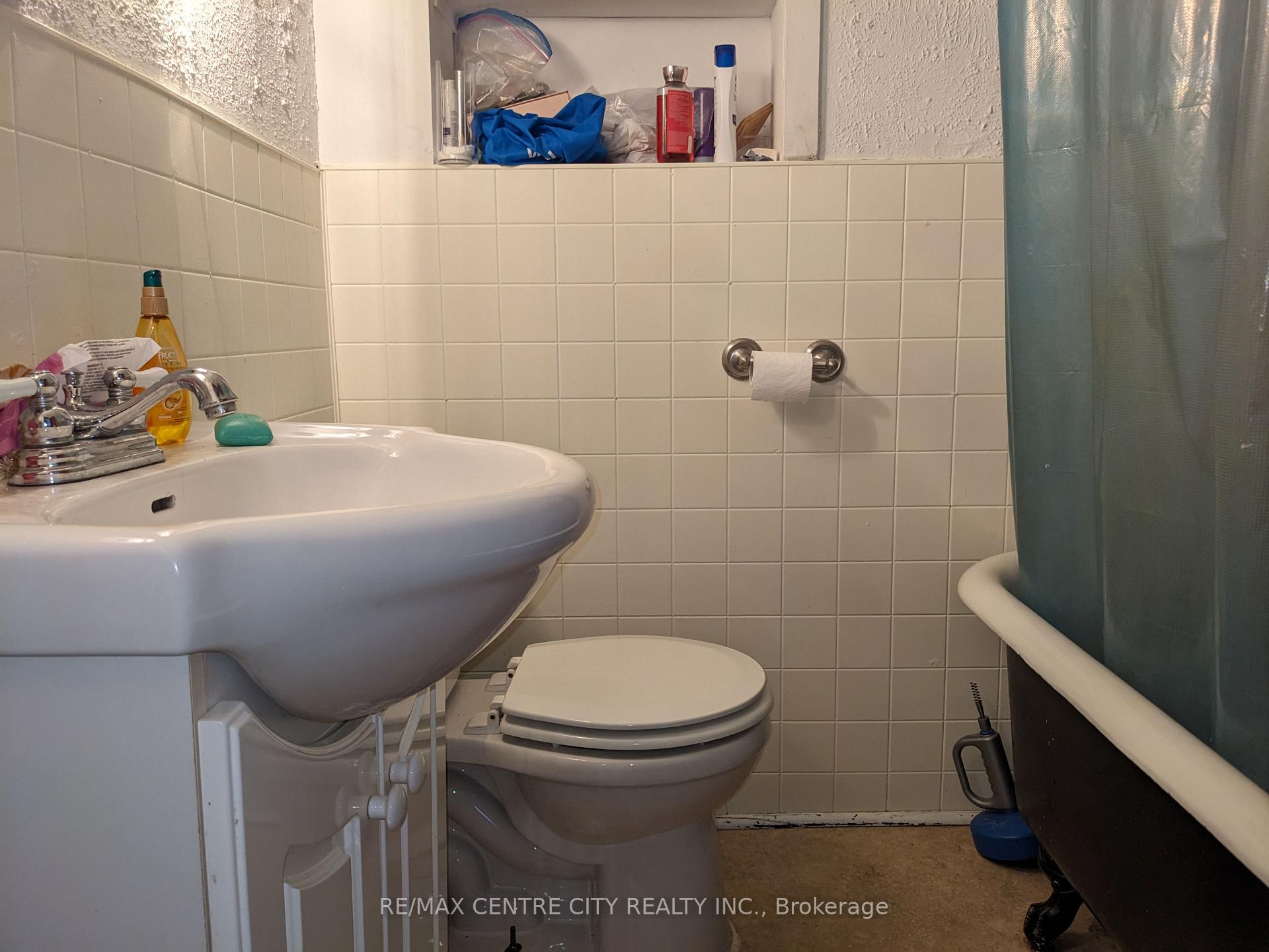 Photo 13 of 171 Sydenham Street E, Aylmer — HOMEH