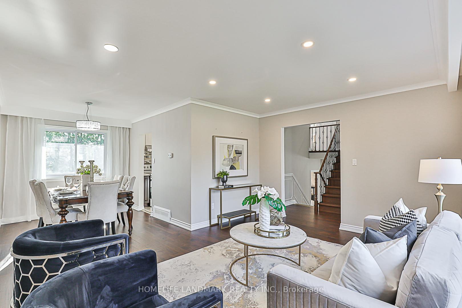 Photo 8 of 6 Willowgate Drive, Markham, Bullock — HOMEH