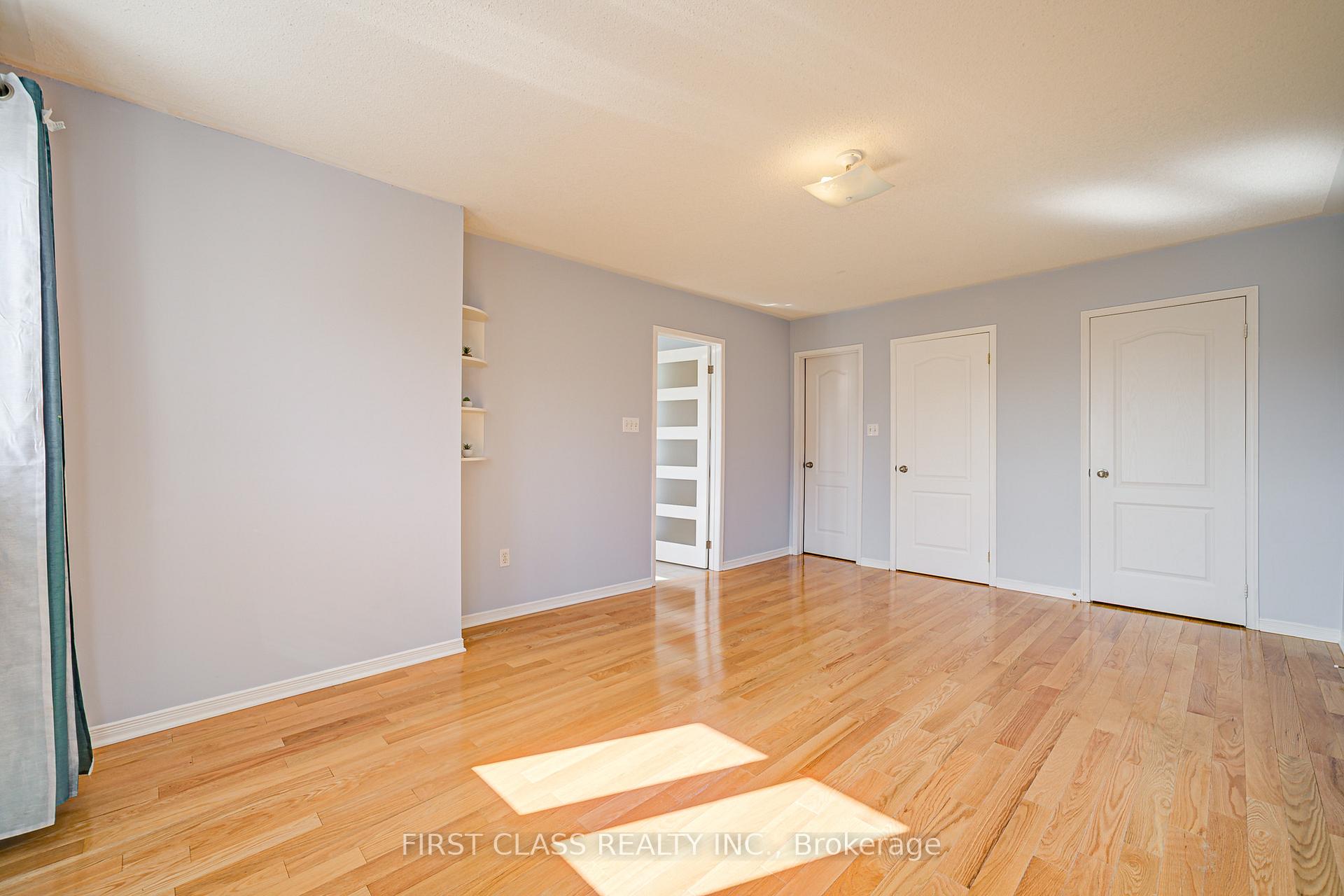 Photo 39 of 19 Benjamin Hood Crescent, Vaughan, Patterson — HOMEH