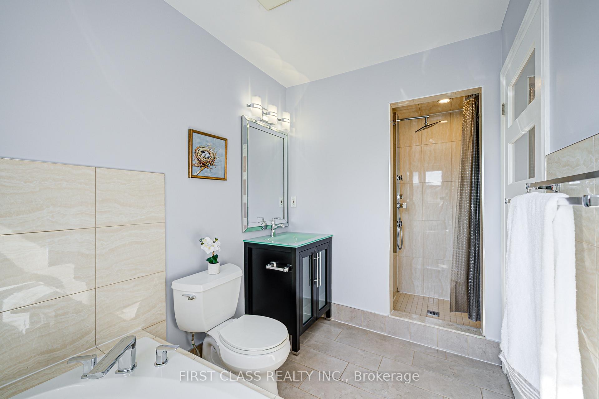 Photo 42 of 19 Benjamin Hood Crescent, Vaughan, Patterson — HOMEH